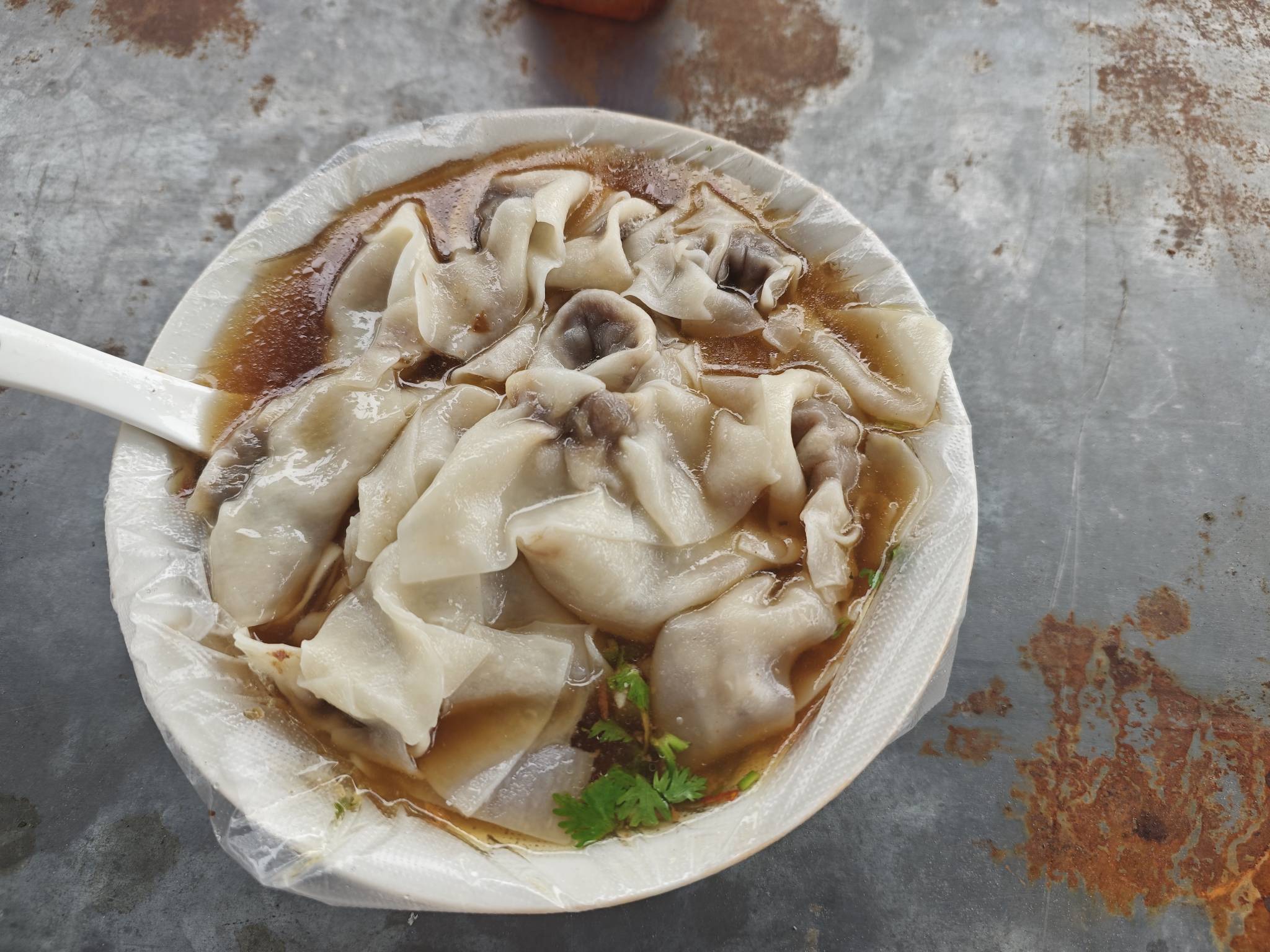 今天是20号又到了山东大集的日子了，6块一碗的馄饨

78 / 作者:是夜瞳呀 / 