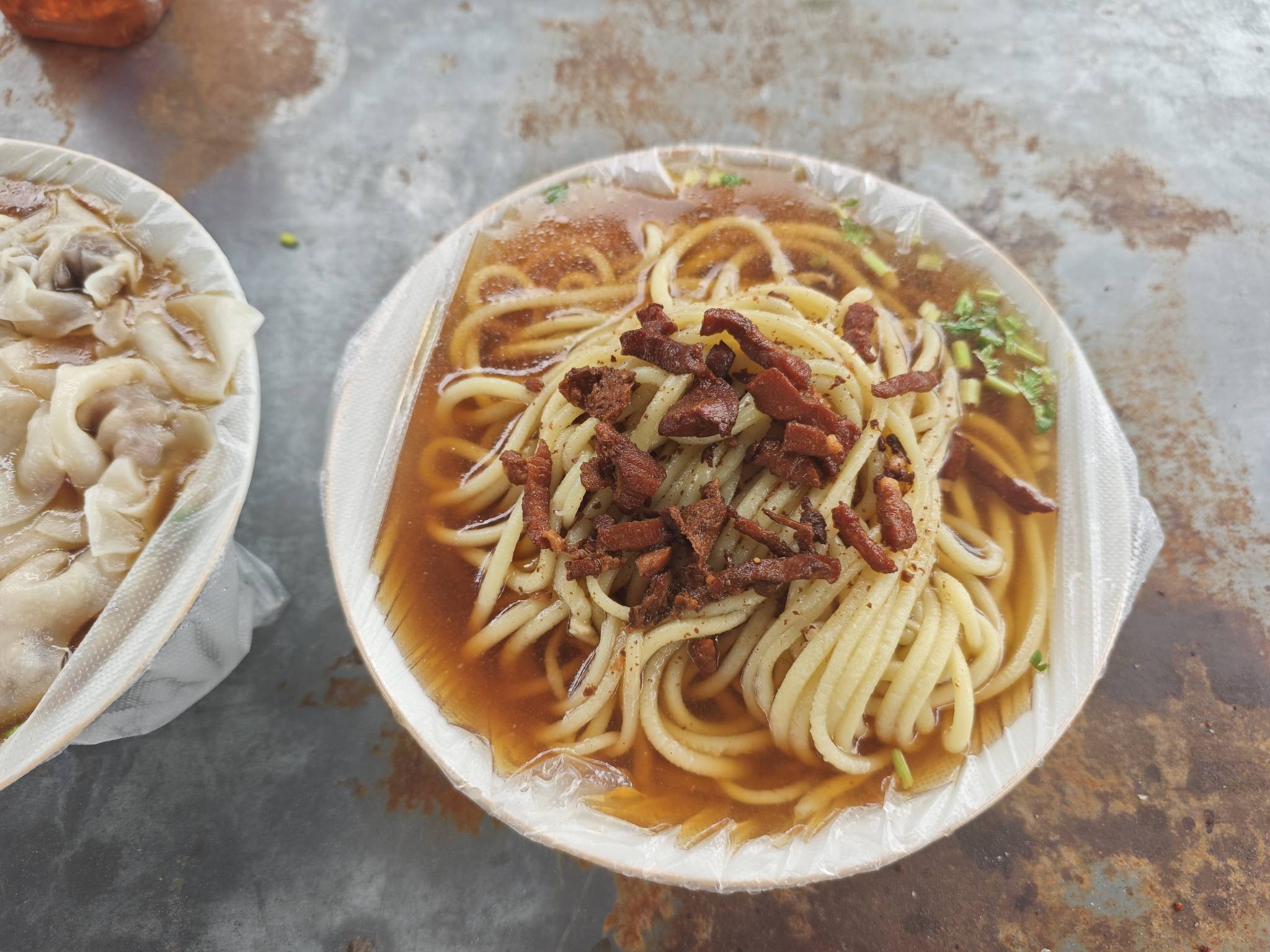 今天是20号又到了山东大集的日子了，6块一碗的馄饨

22 / 作者:是夜瞳呀 / 