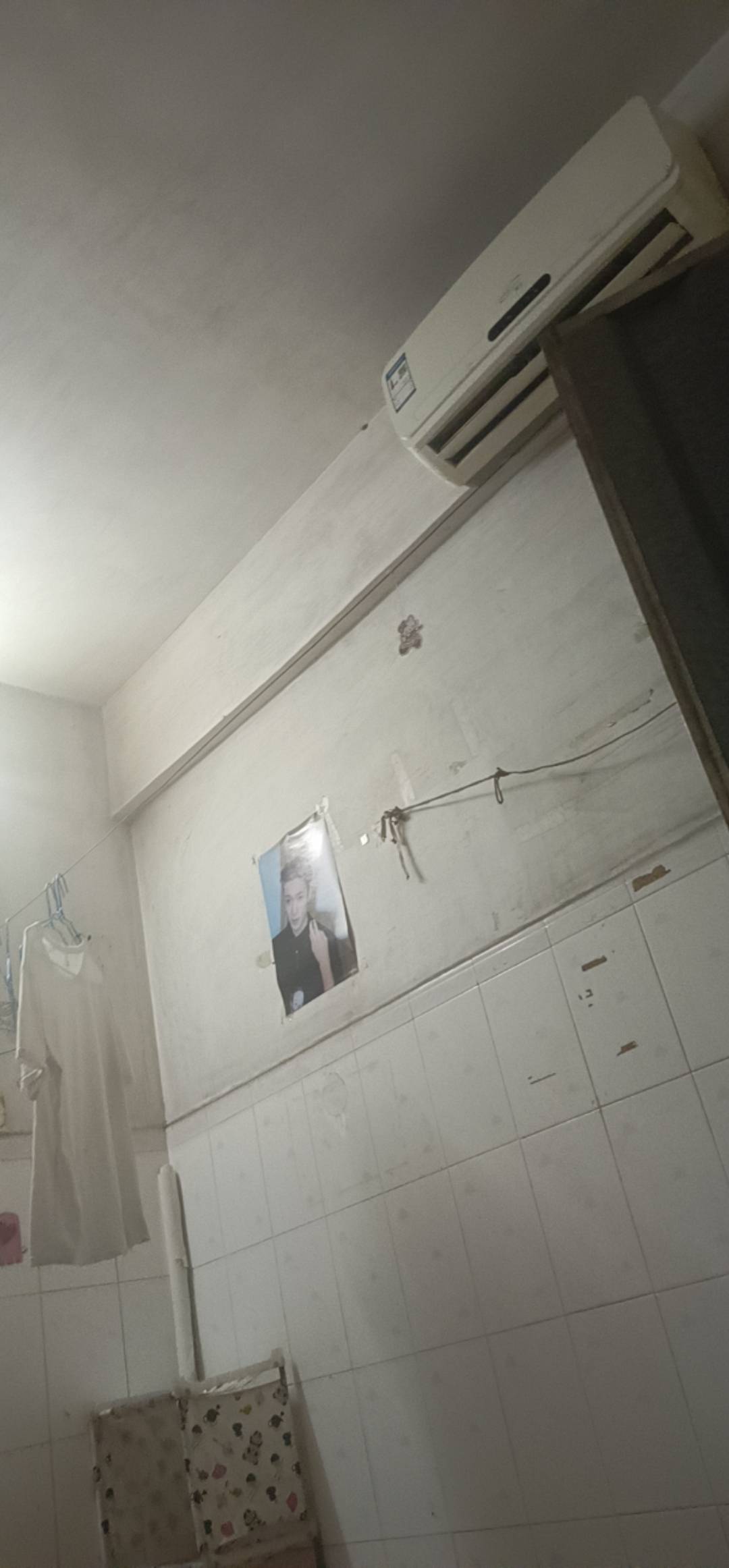 没空调，又要扛不住一个星期

24 / 作者:潼kk / 