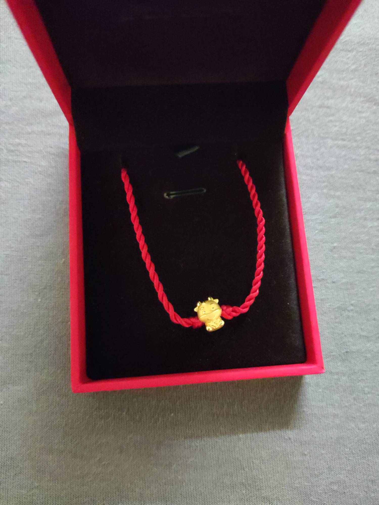 同花顺这小金牛有人出了吗，到手了不知道怎么出。鱼上没出过实物怕扯皮

21 / 作者:764 / 