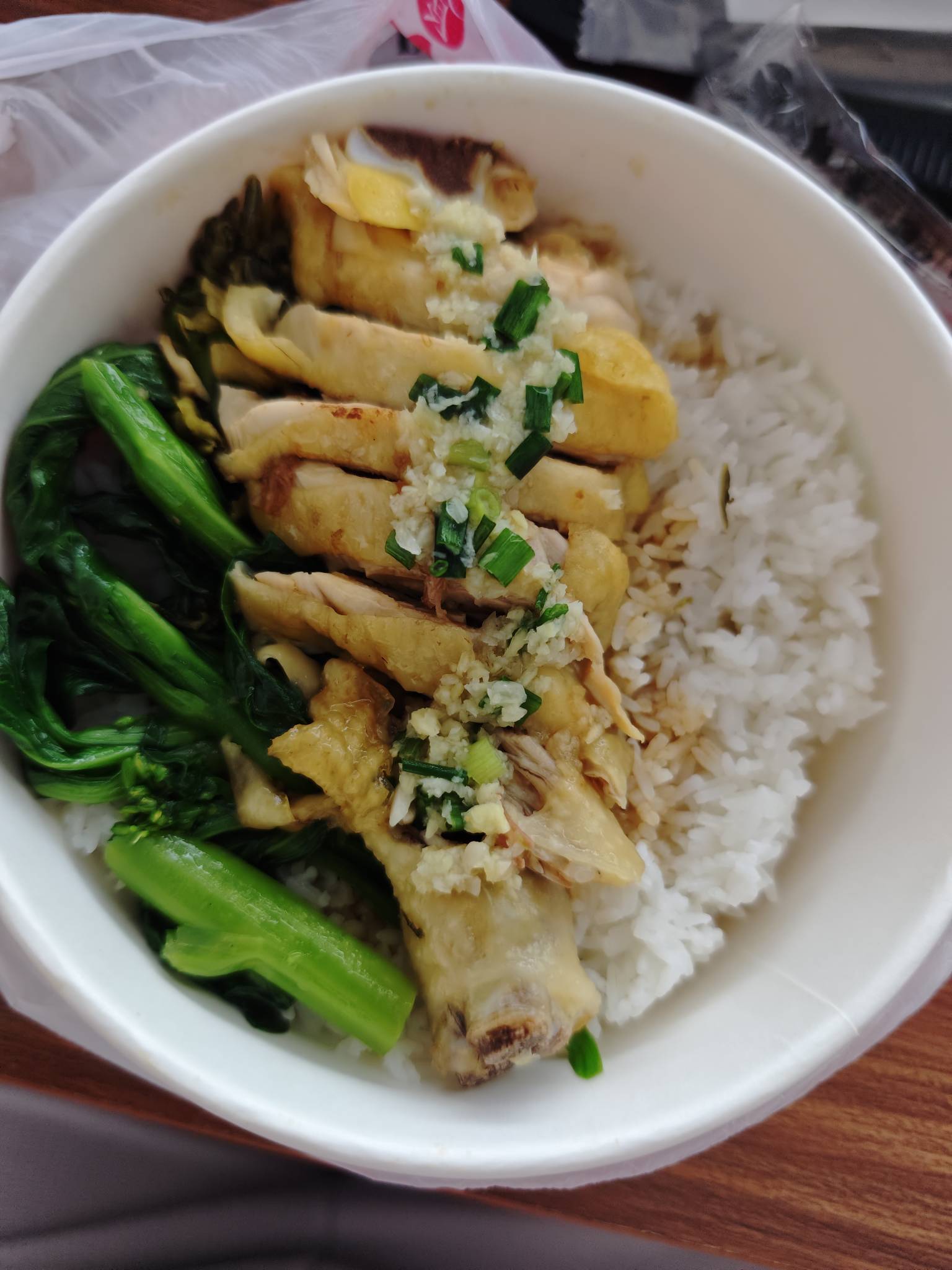 良心商家不到五块都给个鸡腿

92 / 作者:　晟 / 