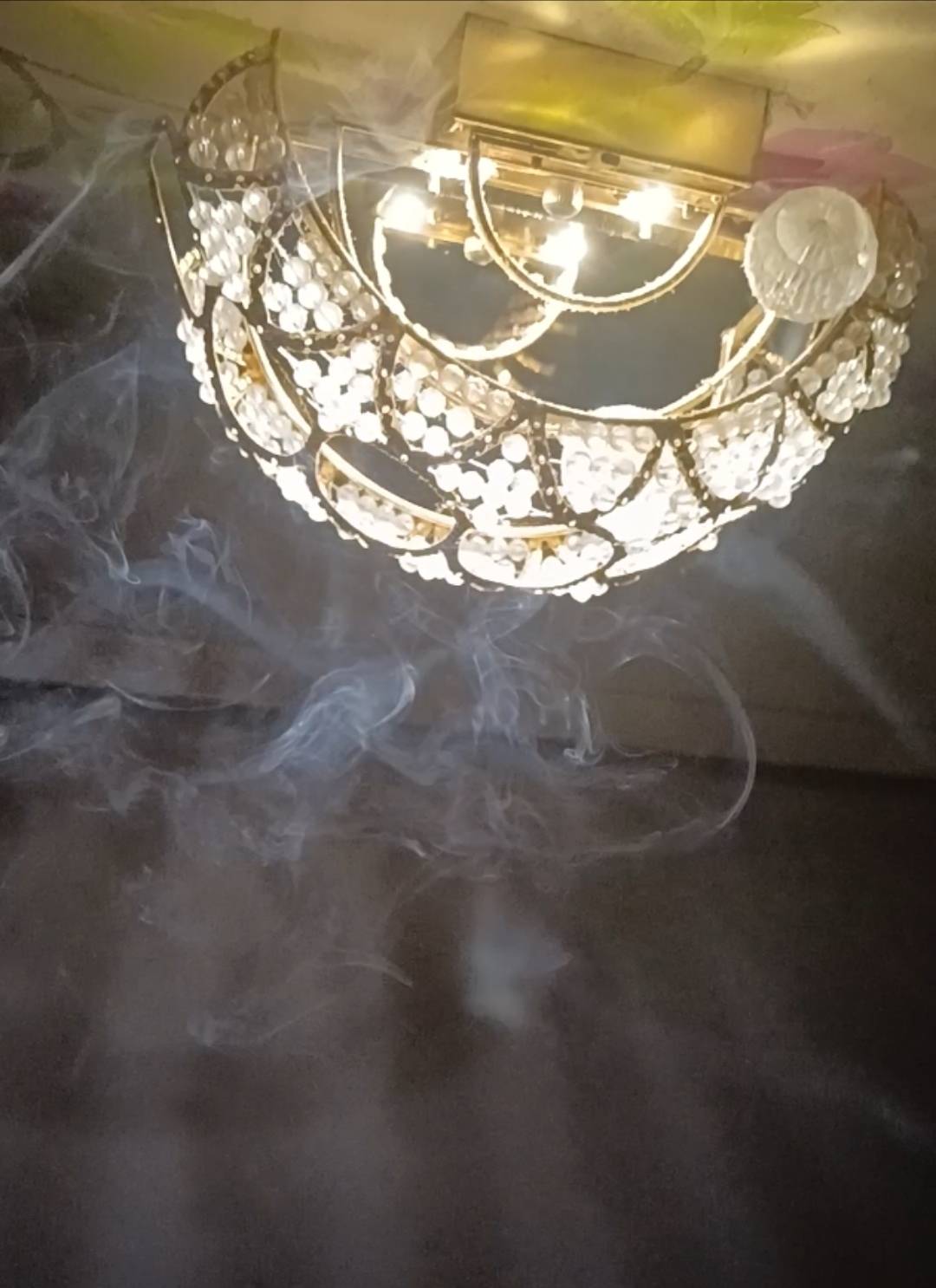 心烦睡不着随便看了个小说就看到这个点了 又特么天亮了快 睡觉睡觉 

81 / 作者:努力优秀_ / 