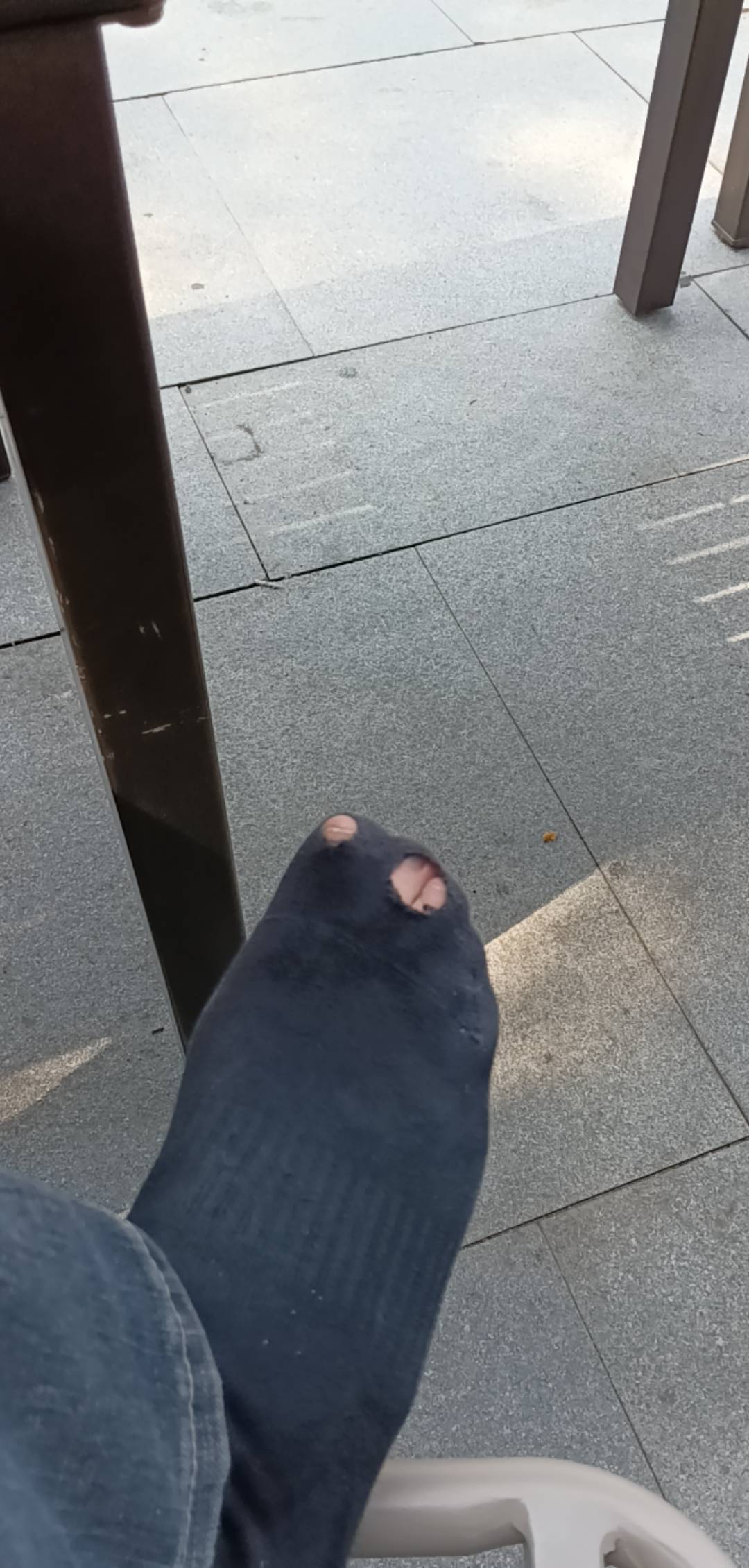 老哥们，挂壁仔还需要买袜子吗

59 / 作者:水下等死 / 