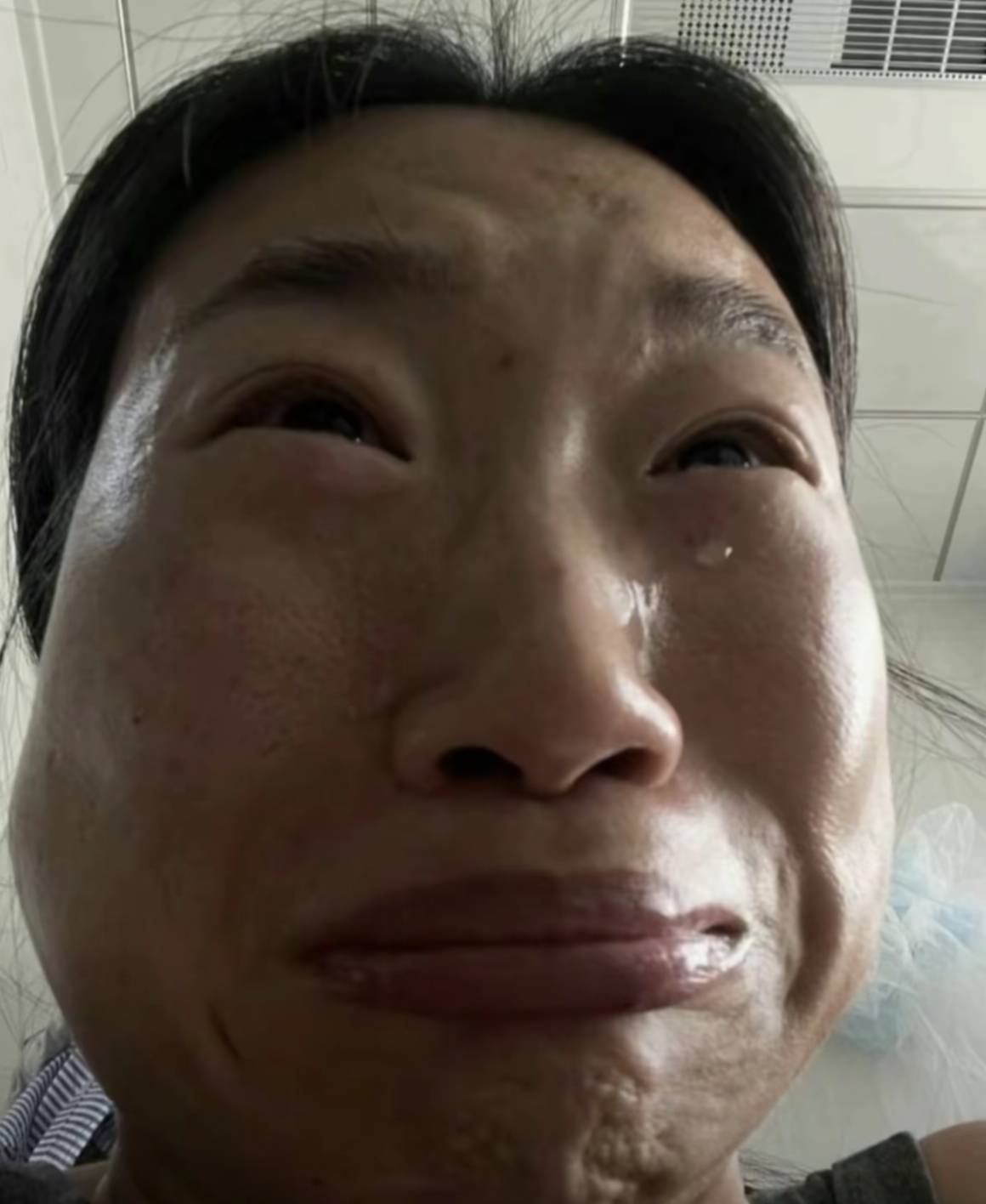 我卄，京东买携程不发码啊，二十分钟了都不发码

27 / 作者:唏嘘浪子 / 