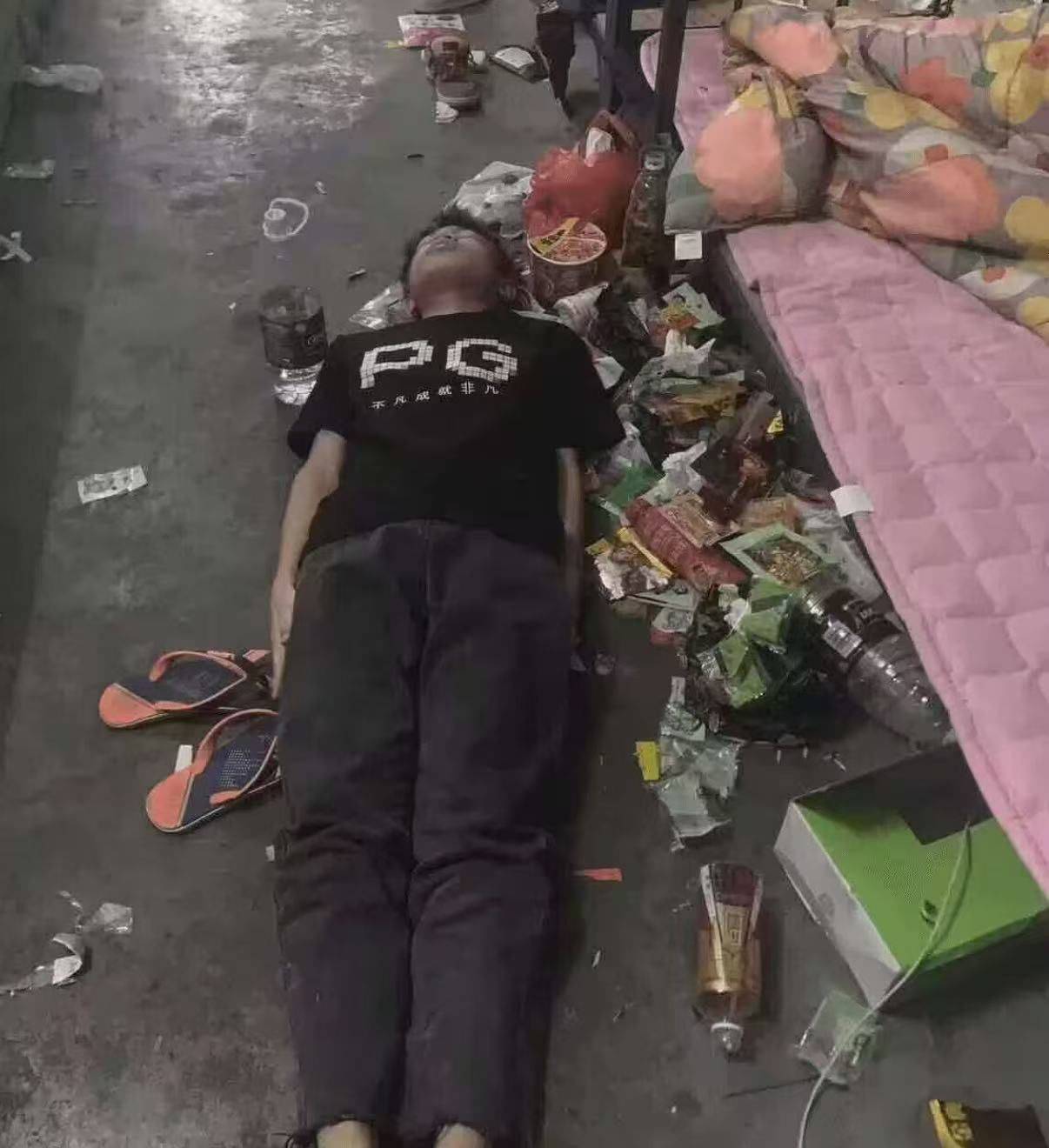 今天破百了，舒服，纪念一下

8 / 作者:赵云龙8 / 