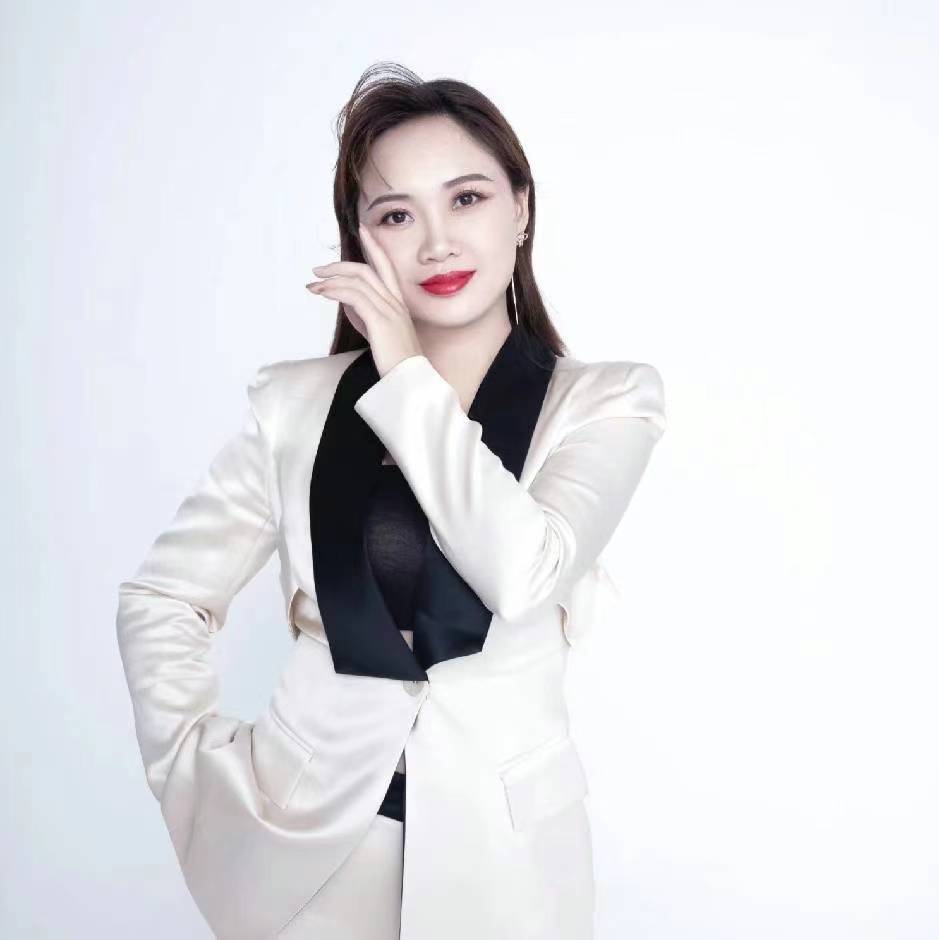 就不能让老哥申请到任何能变现的东西，哪怕是黄金，价格也能给你打下来。

37 / 作者:天空的时候想我 / 