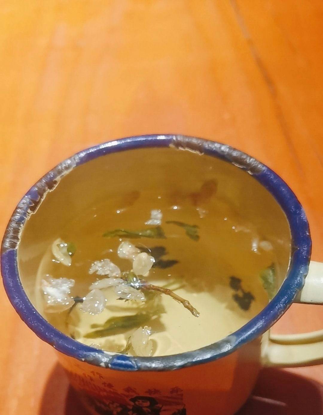 今天天气转凉了，注意保暖，别感冒了。zy

61 / 作者:梦一样的人生 / 