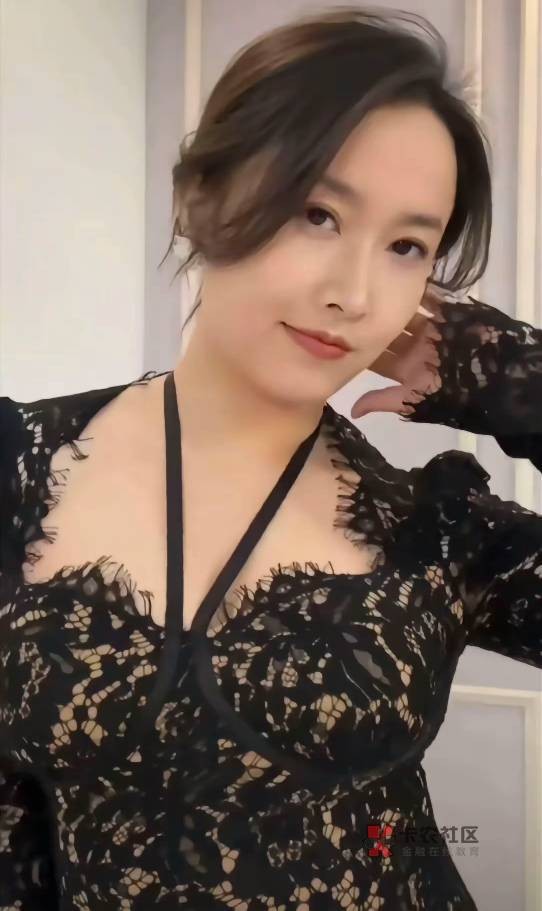 不刷口味王了？怎么又开始录啊东了。

4 / 作者:回望Yuki / 