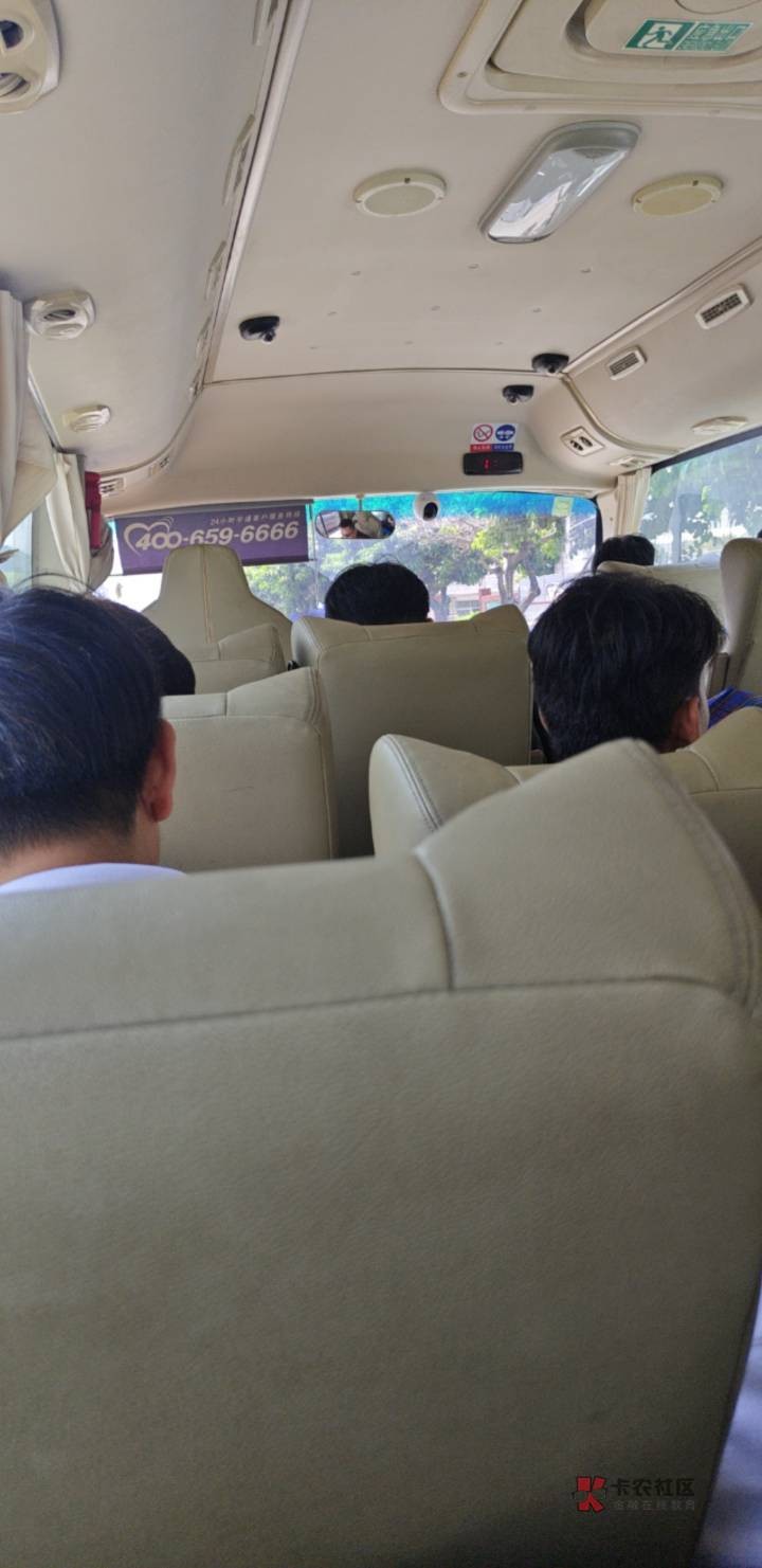老哥们 一辈子都进不了厂了 刚刚去进厂路上又晕车又发烧又感冒 全身不舒服 果断跳车跑89 / 作者:骂我死全家 / 