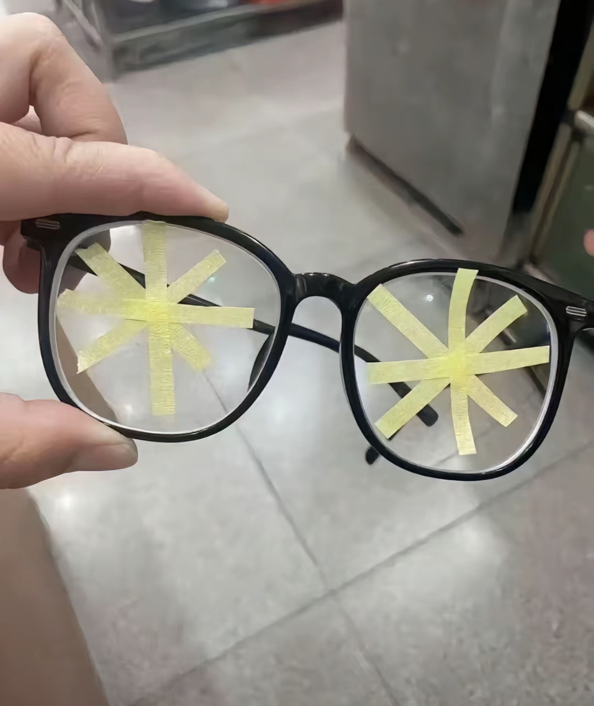 没经过的台风的人怎么会懂强台风多恐怖，笑话别人囤物质，台风过后，本地蔬菜都毁了，66 / 作者:知名靓仔小小号 / 