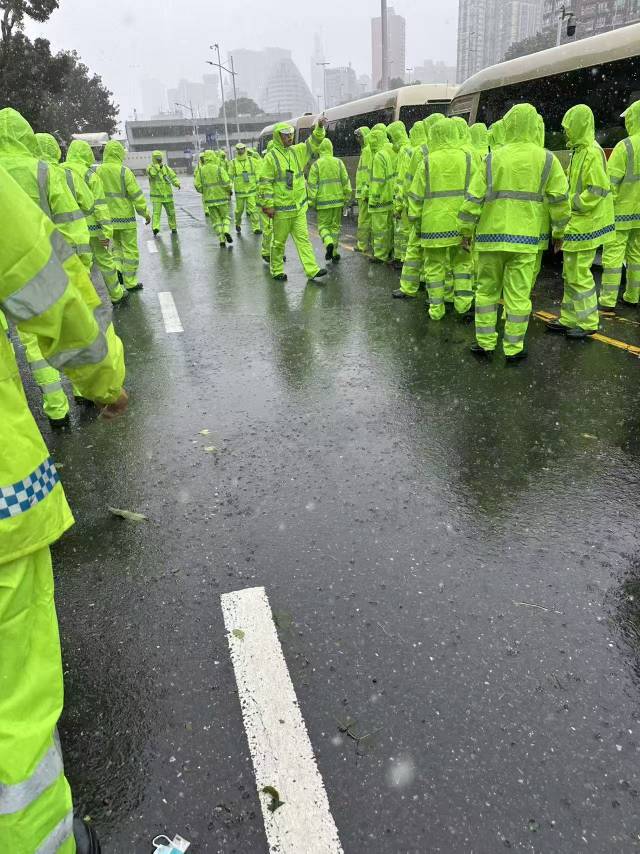 有老哥在这里面吗？深圳的！珠海的被黑中介吃了260降到200了！还要押金。

94 / 作者:6亿少女的梦 / 