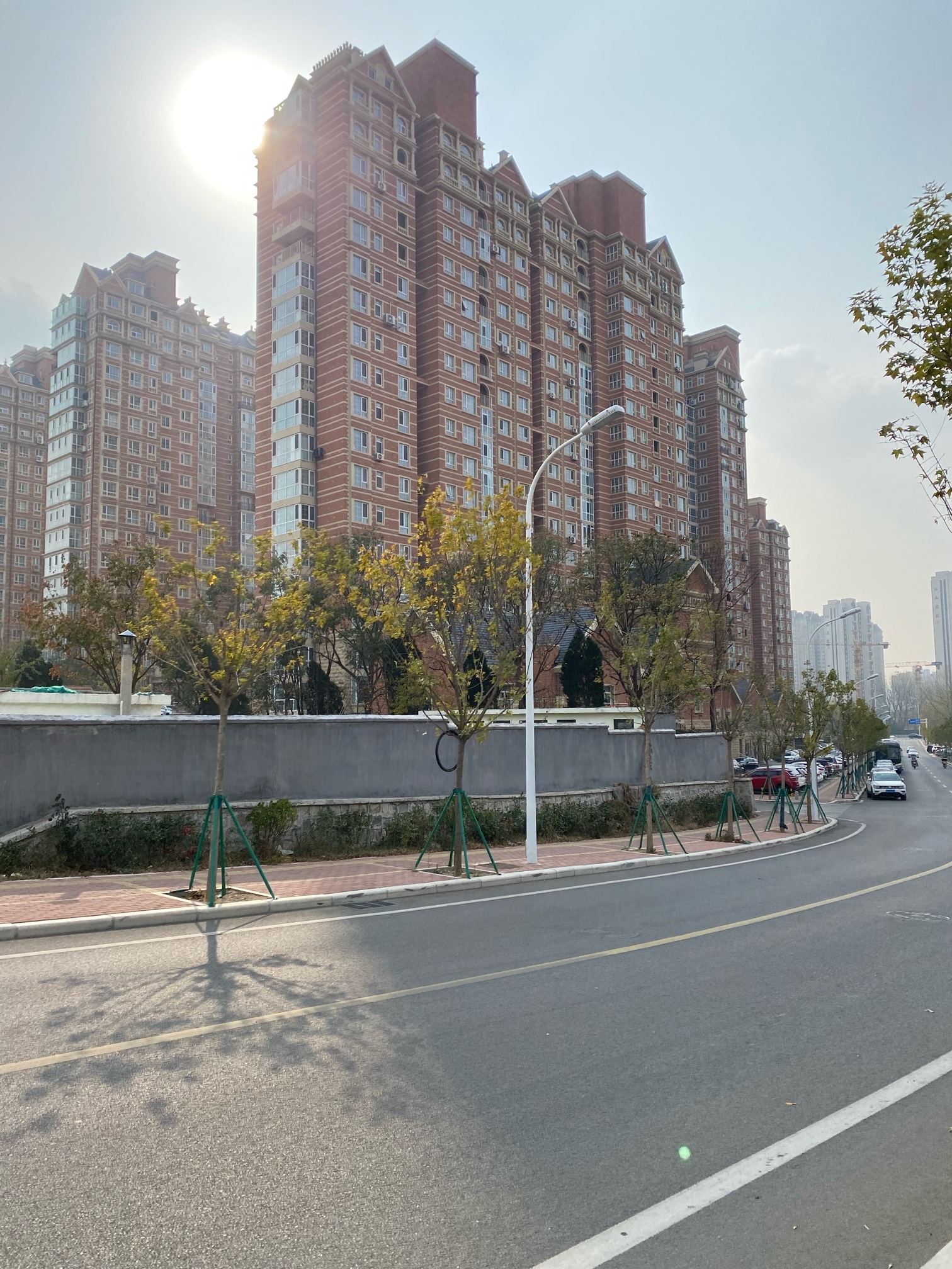 我发现卡农现在讲故事的很少了，那个一天发20多条帖子的人也没了，叫什么存那个，好无64 / 作者:关于春天的故事 / 