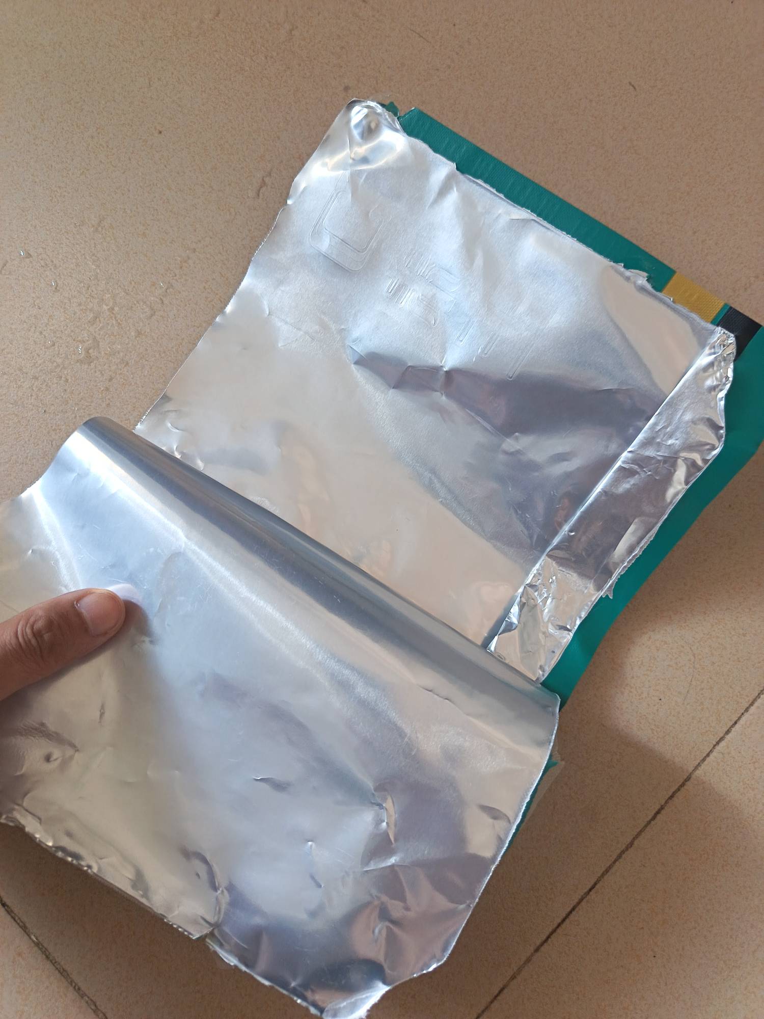 老哥们，袋子撕成这样了，还能兑换再来一包吗，没想到会中再来一包

39 / 作者:我觉得先有蛋 / 