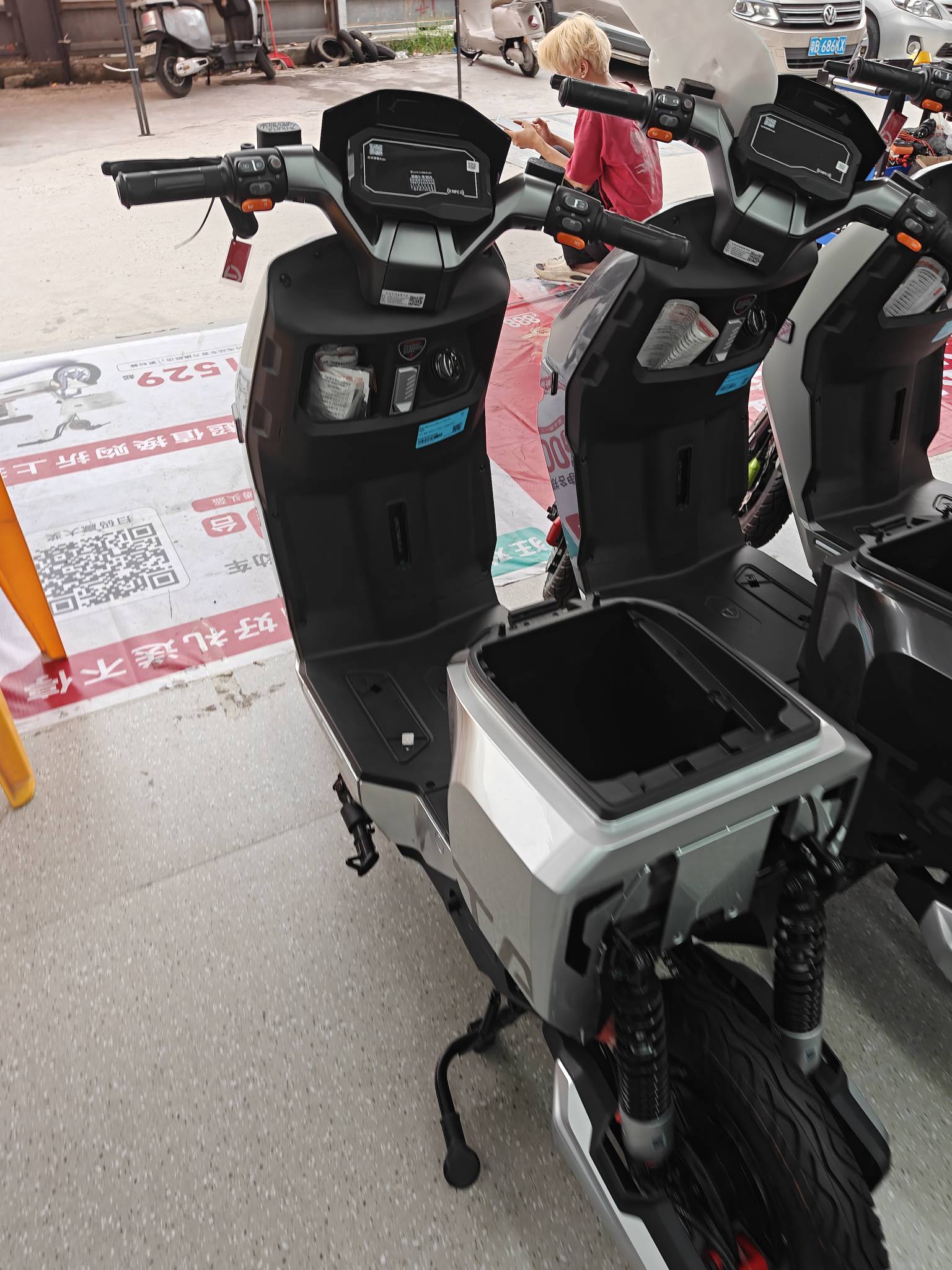 老哥们台铃这辆跑外卖咋样？空车3000多

60 / 作者:拾荒的老头丶 / 
