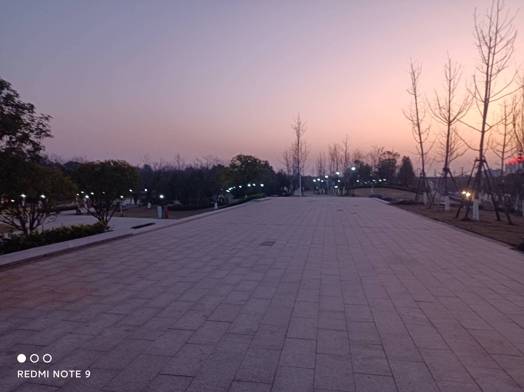 问下老哥，中山工会进去就提示更新身份信息，然后就人脸！人脸完退出又要更新身份信息27 / 作者:追梦人… / 