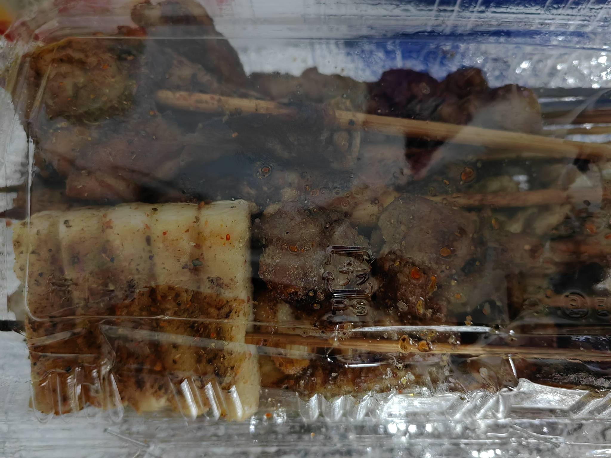 实体店为什么比网上贵那边多，这几串花了87玛德

42 / 作者:吴磊1号 / 