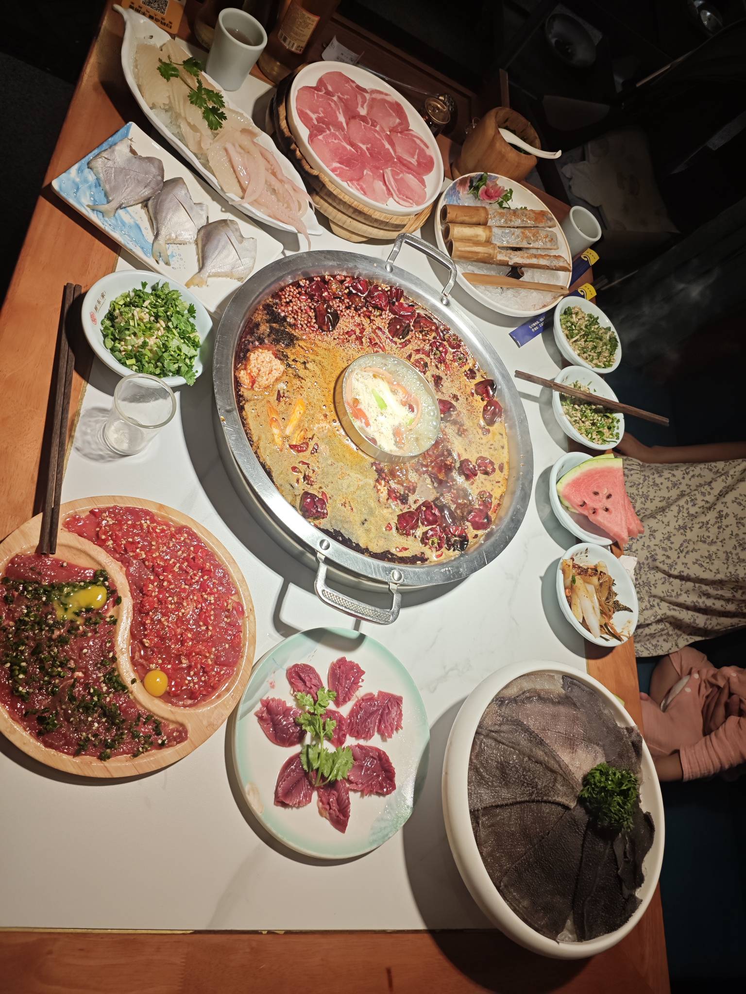 老哥们吃了吗，今天国庆，吃饭的人太多，排了一个多小时队


97 / 作者:曾经遗忘的角落 / 