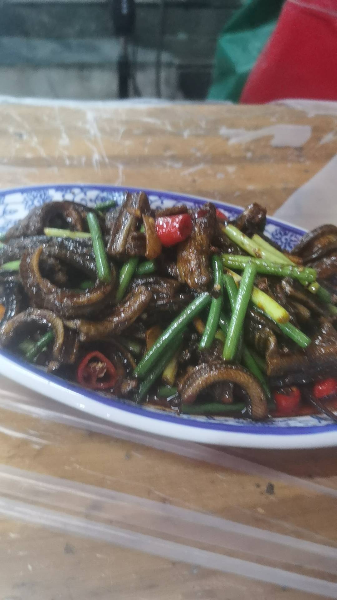 十一加了一天班，刚下班一个人喝点

49 / 作者:ORZ迷彩 / 