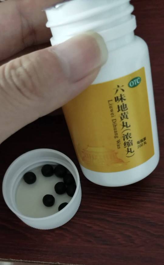 今天好无聊，抽了很多的烟也看了很多的片。

51 / 作者:祖传手艺活 / 