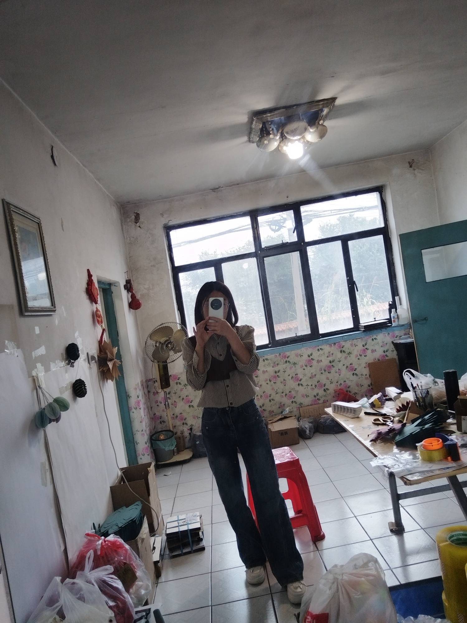 带媳妇来我姑家送礼，无处下脚，乱七八糟，待了10分钟就走了，饭摆好了都没吃


56 / 作者:两只猴子 / 