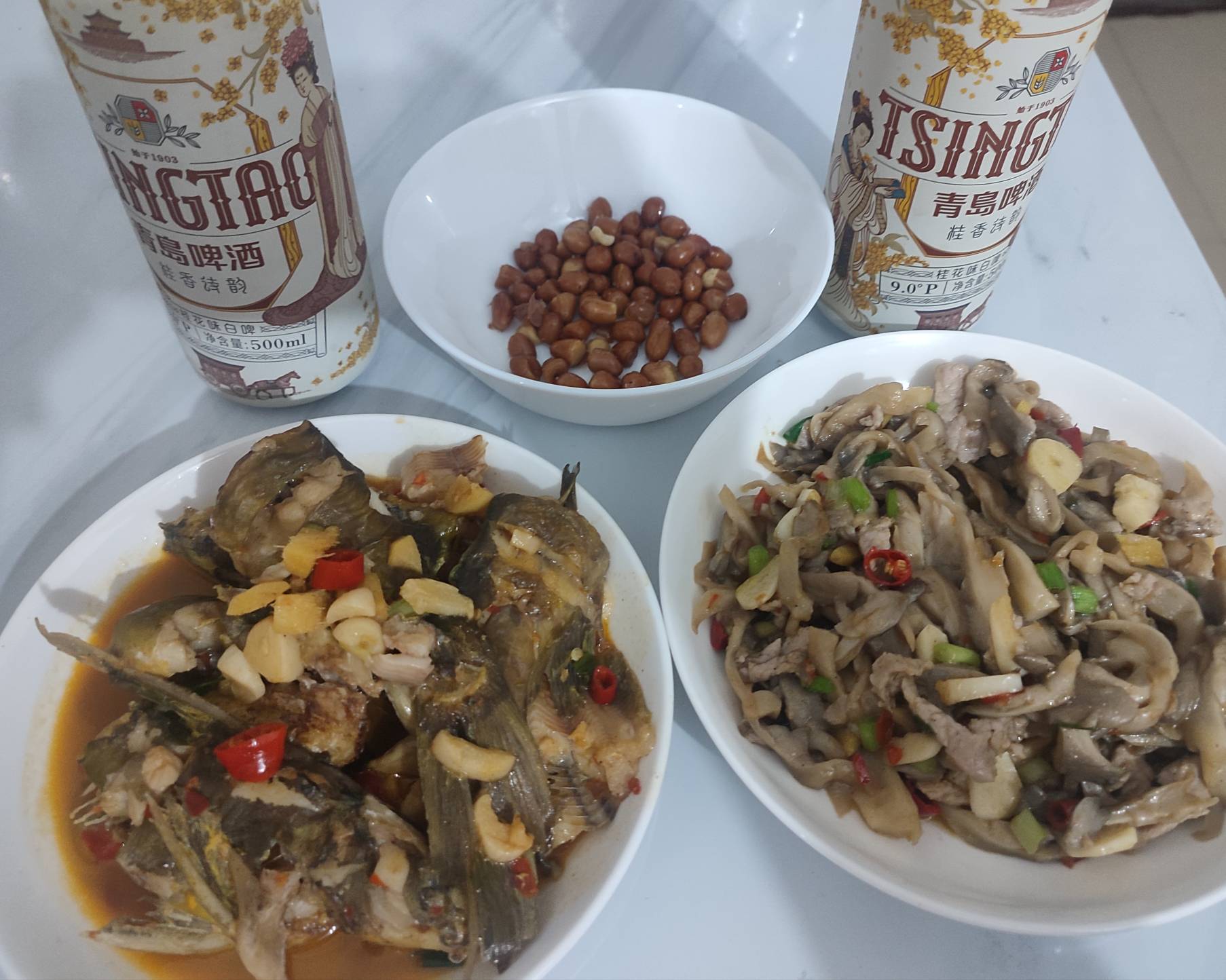 感谢小象饿了么闪购赞助，好歹也是过节，自己做了几个菜，吃上那么一吃，祝老哥们节日29 / 作者:花花小和尚 / 