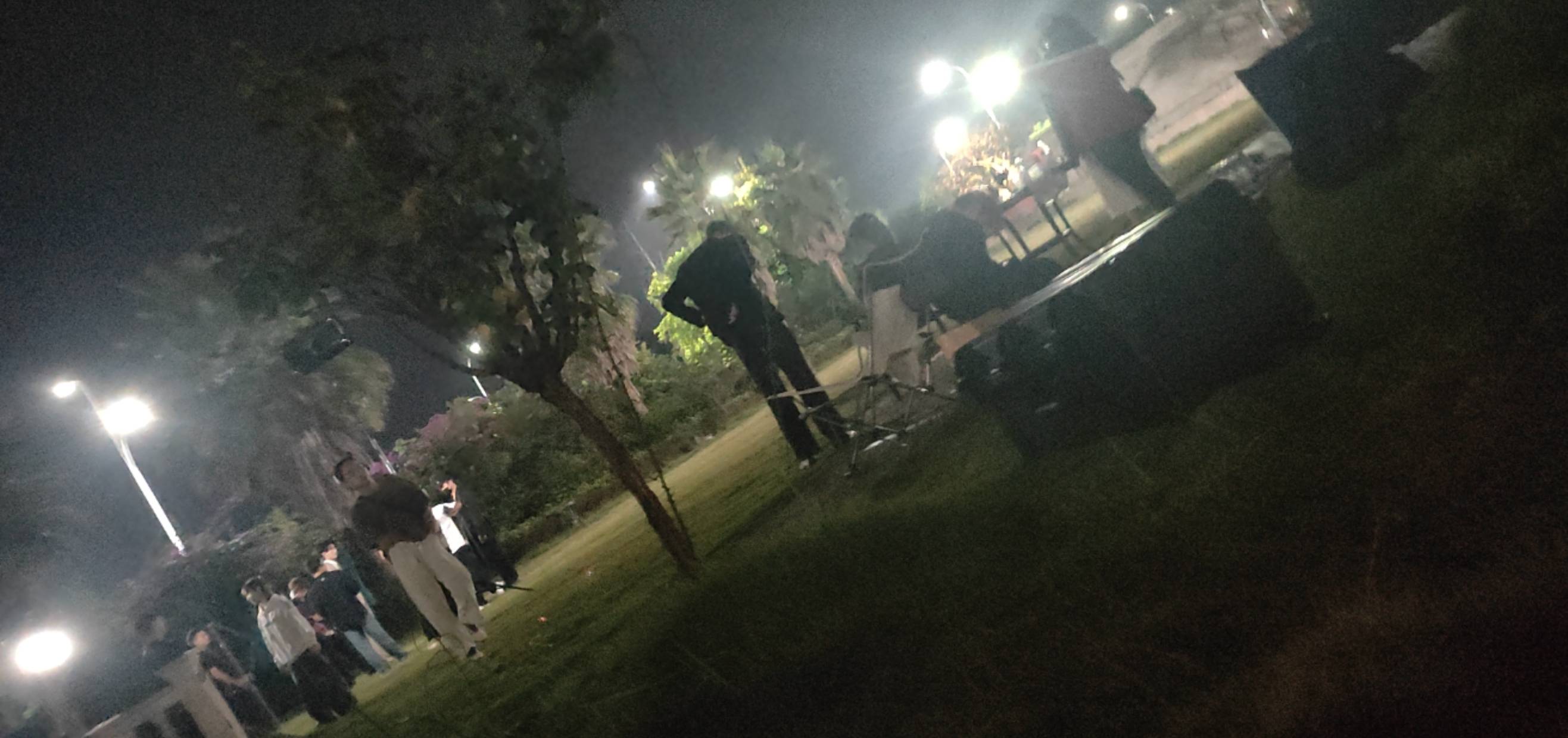 老哥们拍短剧，10点半通知到这里，一直耍到现在也不拍，无语了，虽然耍到有工资，但是57 / 作者:可可托海 / 