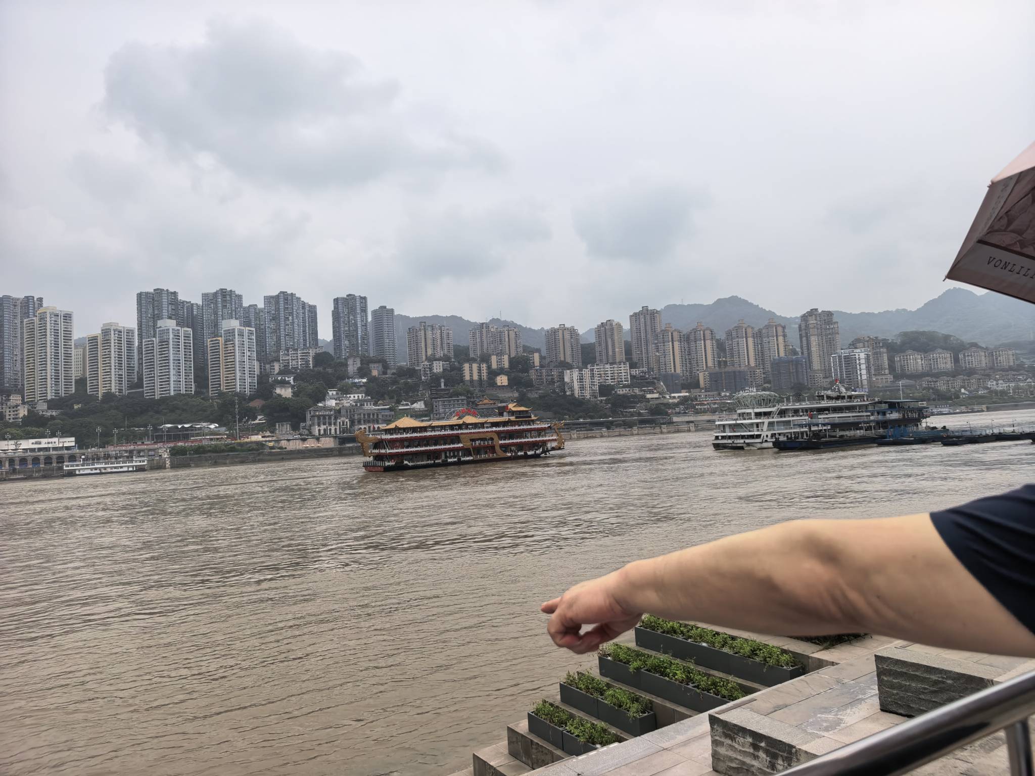 第一次出五粮液 是填写对方名字 地址就行吧 手机号写自己的吗

95 / 作者:zvm1 / 