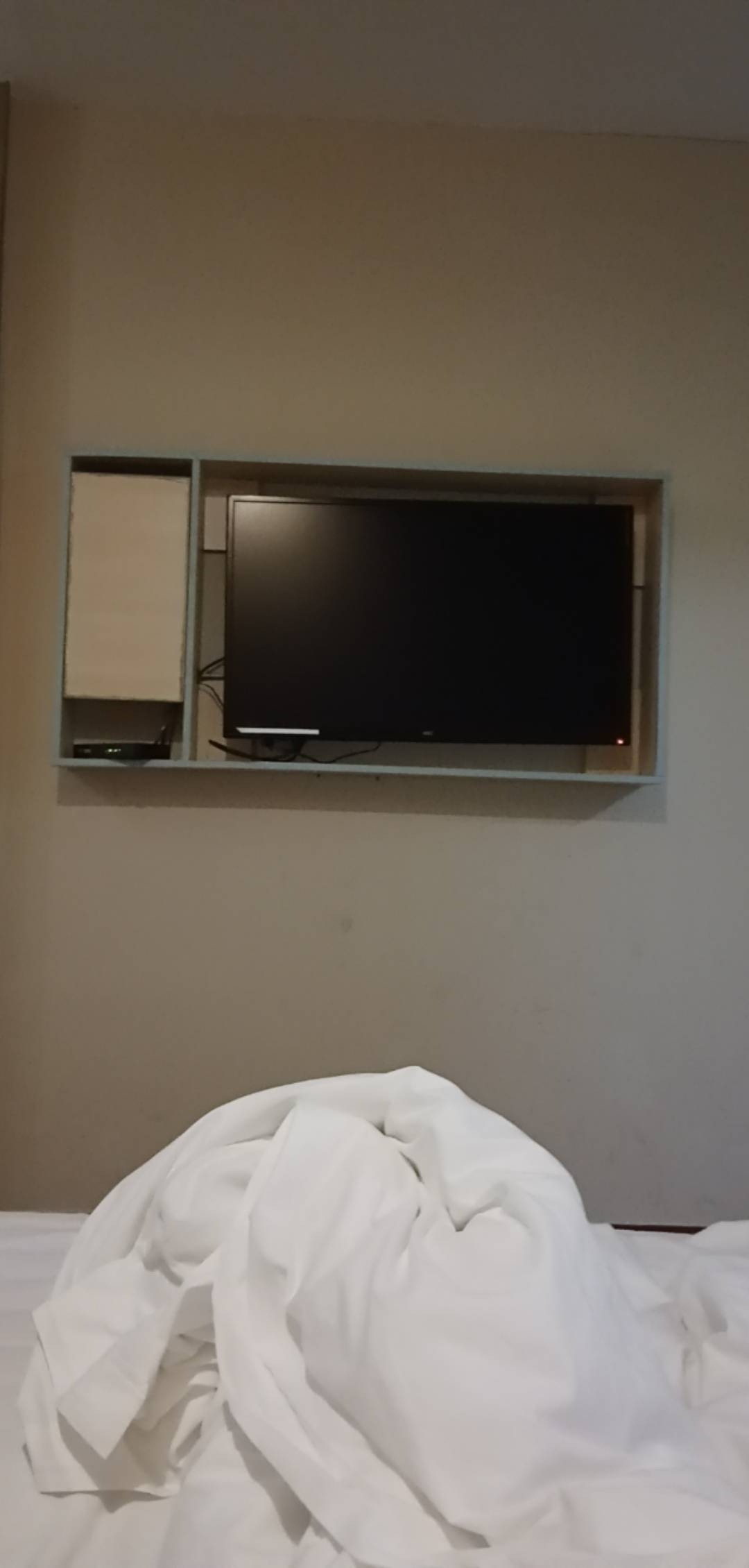 那酒店自己住不舒服吗，连住三天多舒服，第1天才花10块10来块钱，后面那两天就几块钱86 / 作者:斗篷 / 