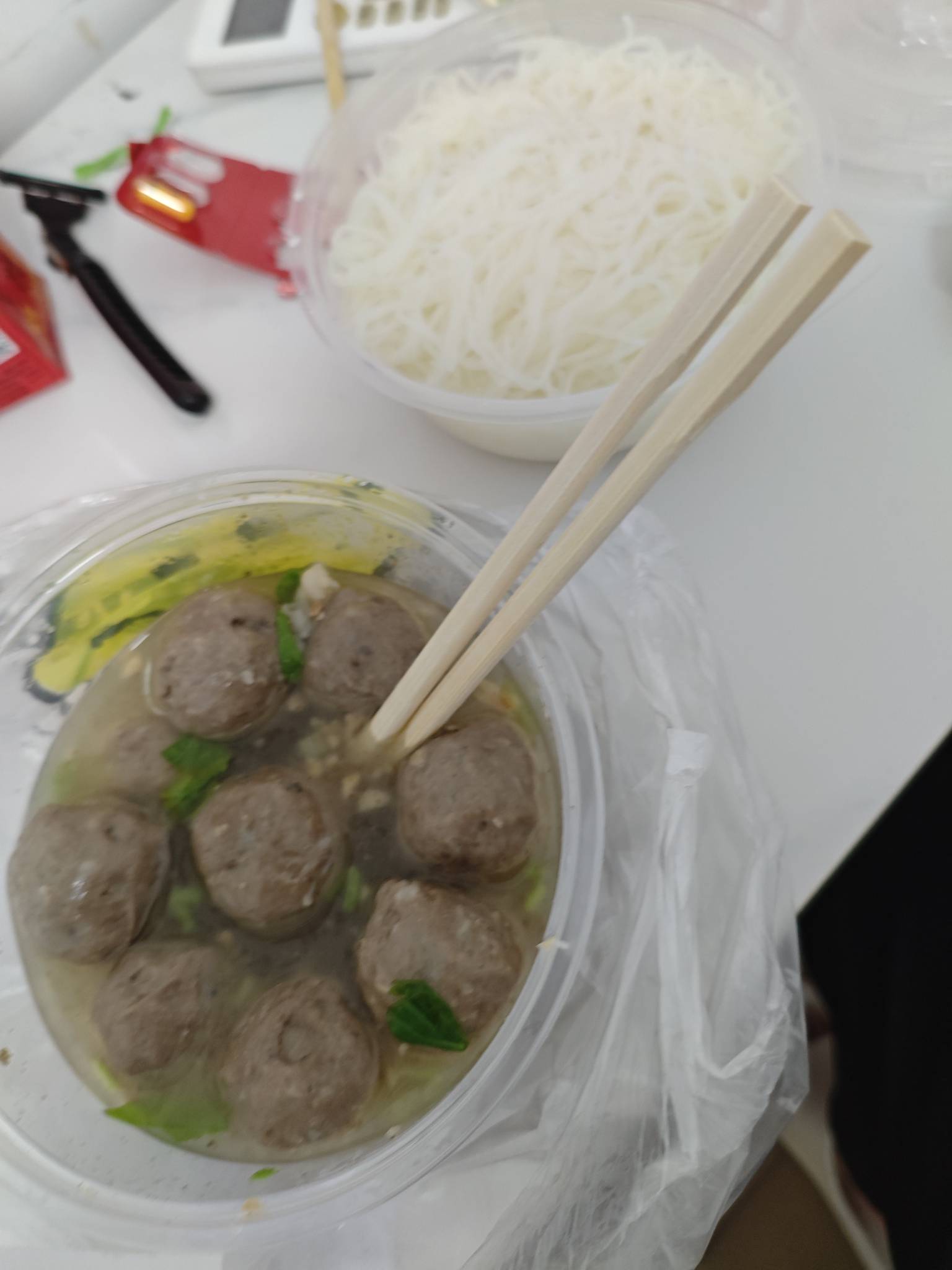 又预订了几天，这几天我去干个日结补回来在，进厂，越玩越懒，根本不想动，废了

27 / 作者:浮然梦逝 / 