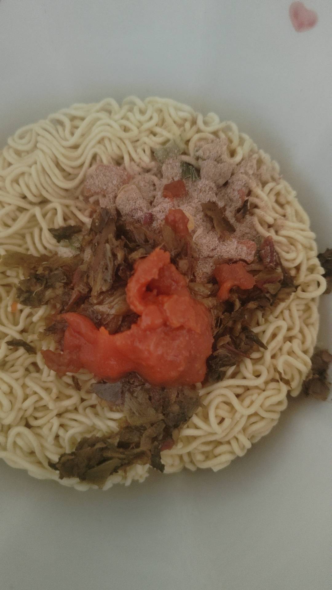 现在不管是饮料还是吃的还是什么槟榔，全是玩这种啊，中了还得再去买一包


26 / 作者:规矩的男人 / 