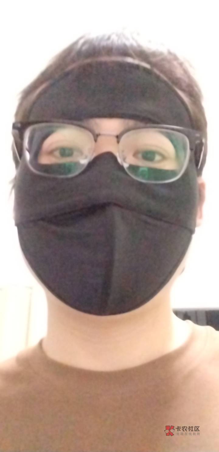 又回到最初的起点
记忆中你清涩的脸

32 / 作者:风中之神-聂风 / 