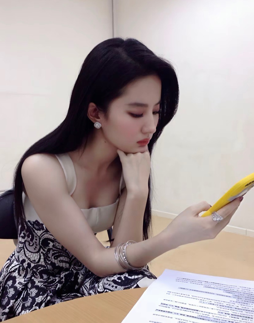 求助老哥们，有什么特别好开的电子卡吗？不需要有活动，就想绑卡送个京东1.58红包，目76 / 作者:关于春天的故事 / 