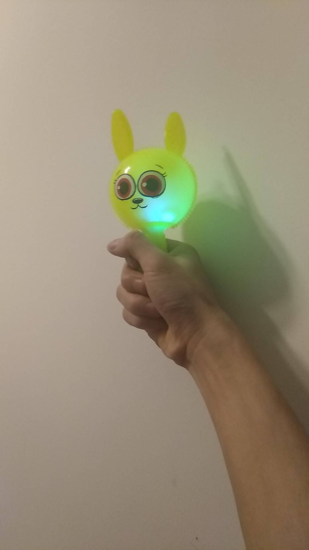 有没有人收任性付100话费的

83 / 作者:一缕清风来 / 