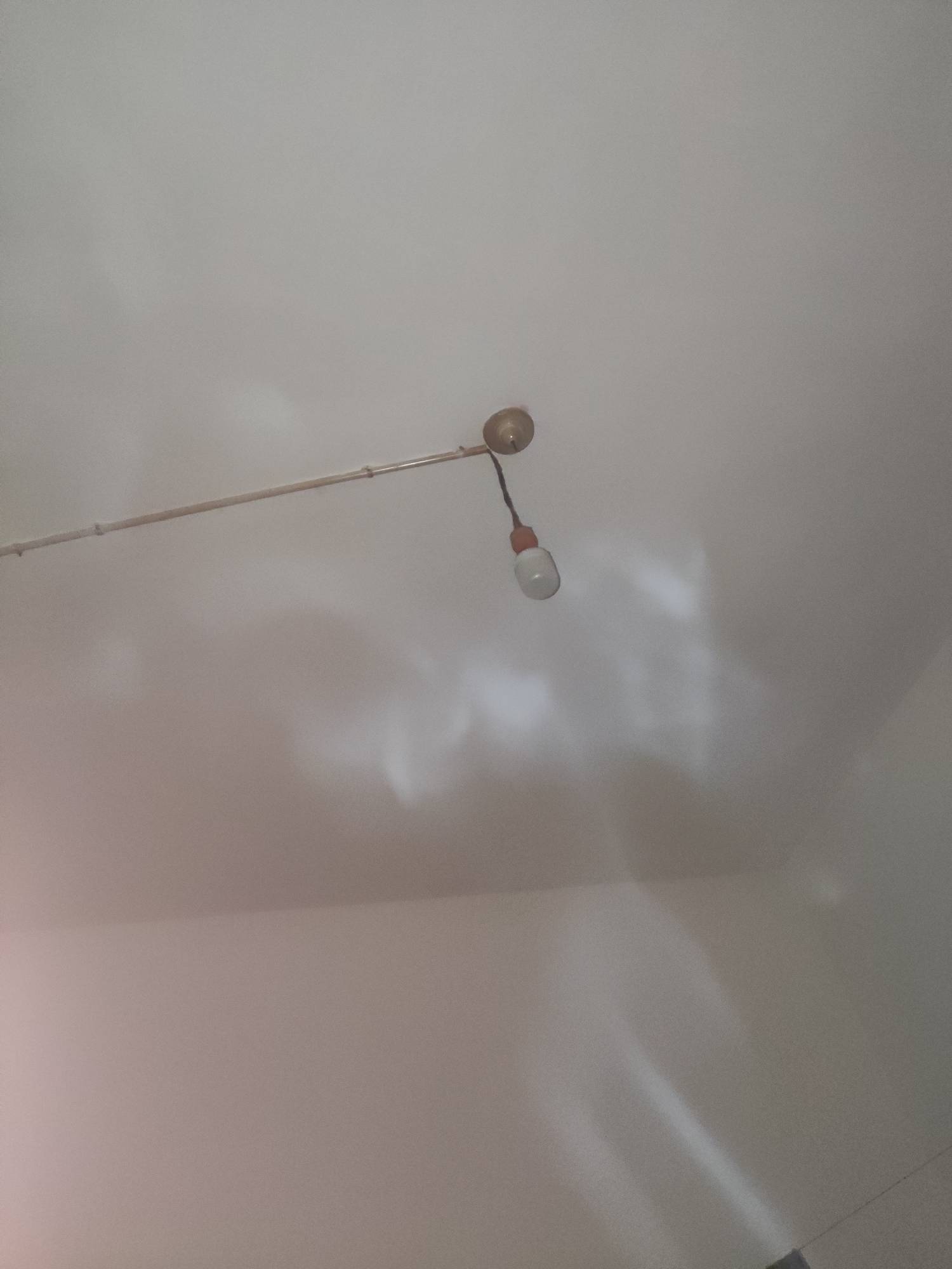 挂壁房的灯坏了一到晚上看手机就难受

73 / 作者:练习两年半. / 