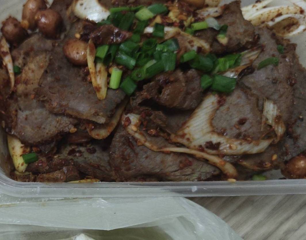 老哥们推荐一下平时都吃的啥外卖，我感觉打开外卖都不知道点什么了，迷茫，没一个好吃68 / 作者:中国龙佛吕布 / 