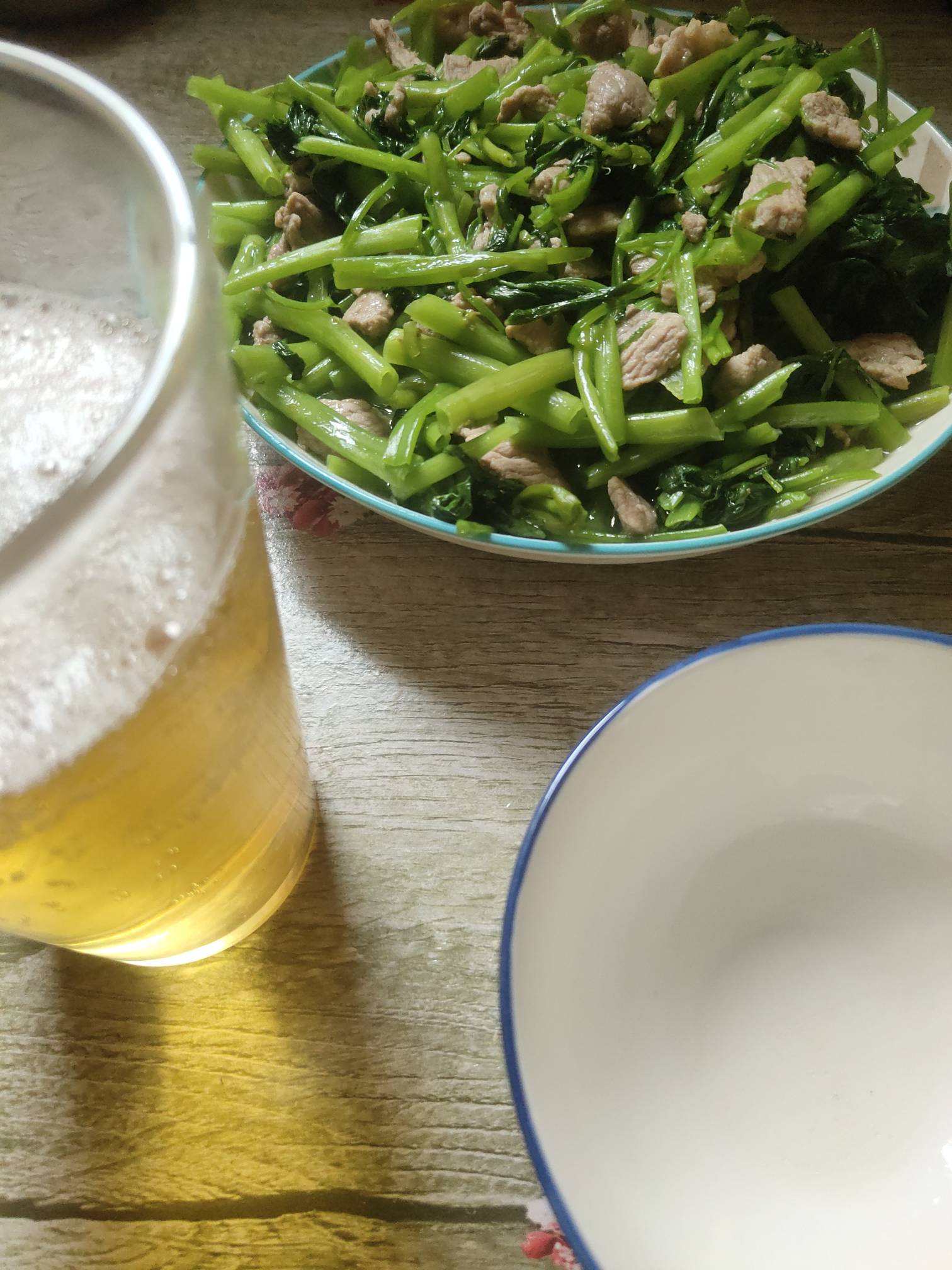 现在就这个空心菜便宜

84 / 作者:一路向前8 / 