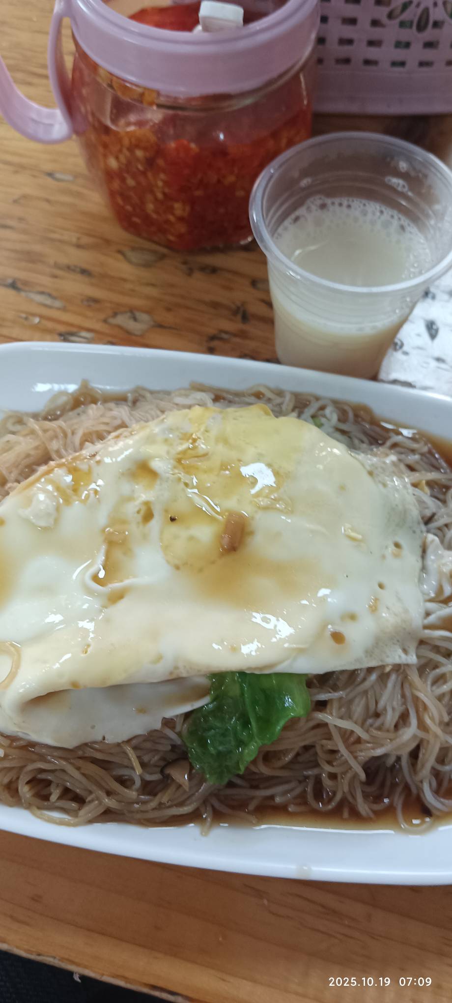 吃早餐了老哥们

19 / 作者:永恒yi / 
