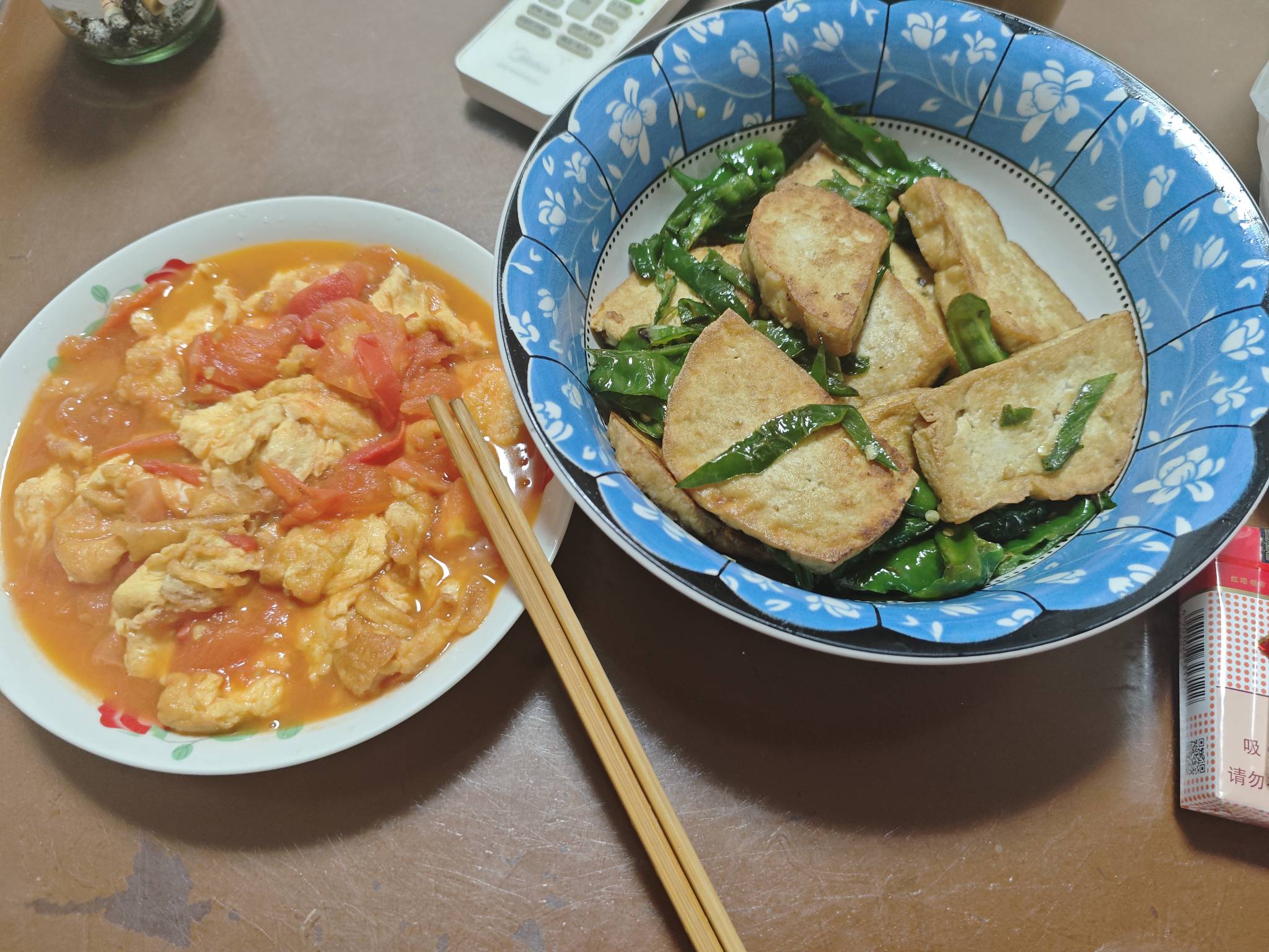 吃饭了，老哥们

35 / 作者:lllk. / 