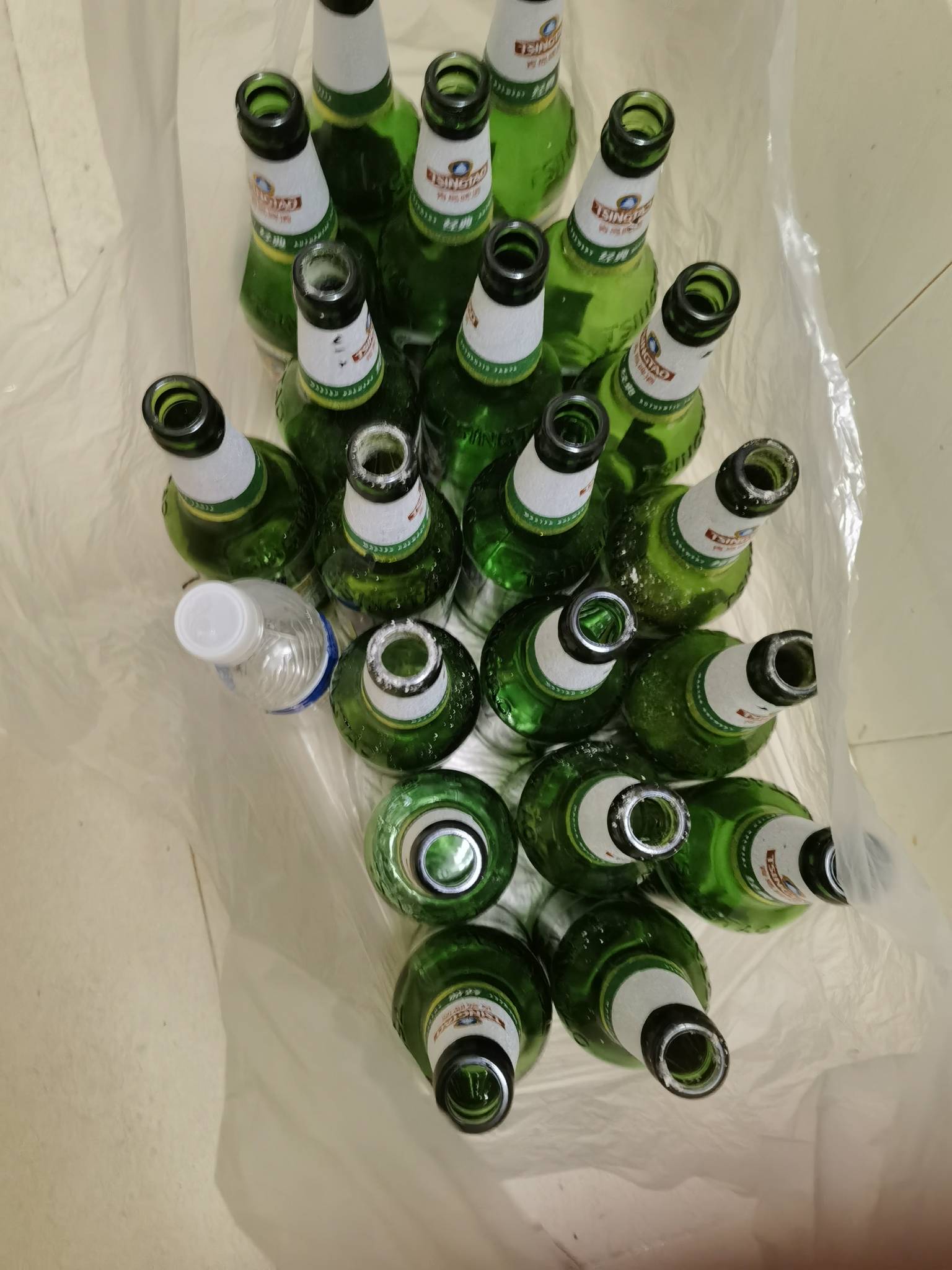 房东看到我这样丟lj，会不会说我啊！

5 / 作者:庸人自扰啊666 / 