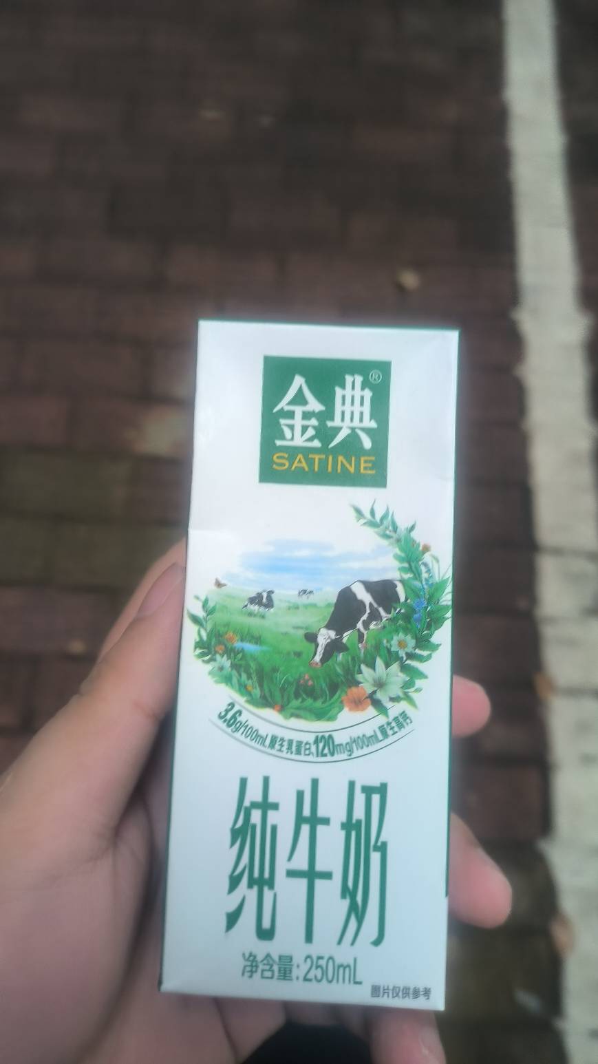还在搞三角洲的老哥们你们现在跑刀和跑等级是多少钱？现在就算一天跑三千万也就150左70 / 作者:理理理66 / 