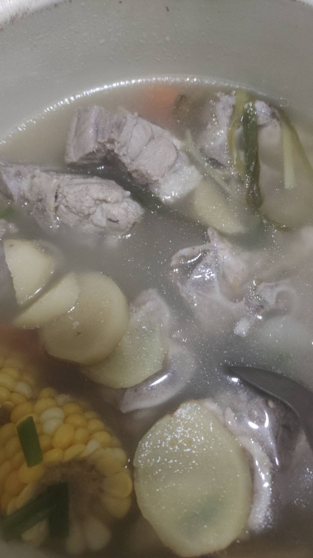 老哥们天冷了。煲点骨汤喝。别申请毛了

48 / 作者:雨夜带伞不带刀丶 / 
