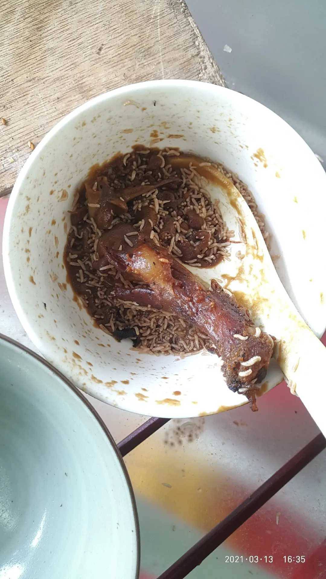 开饭了

18 / 作者:一纸渡桥 / 