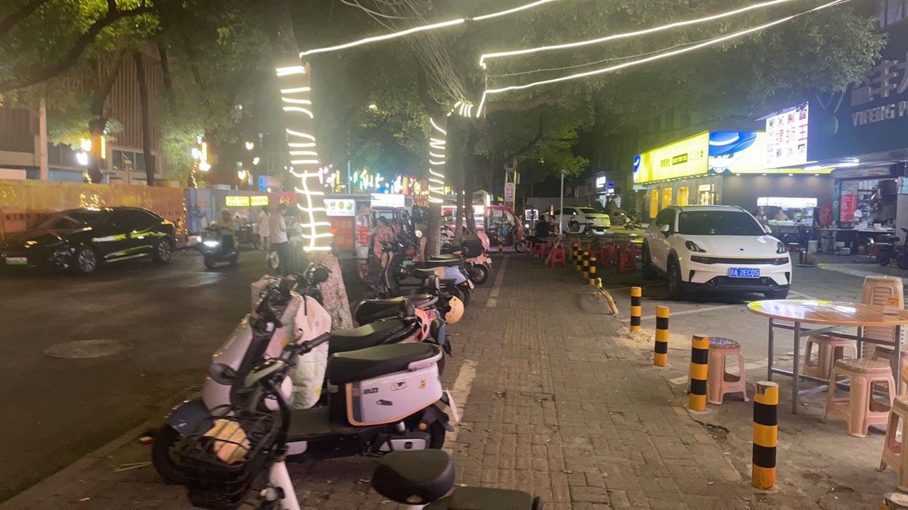 扬州砸蛋也卡，啥都卡！离谱

91 / 作者:寻梦青年2 / 