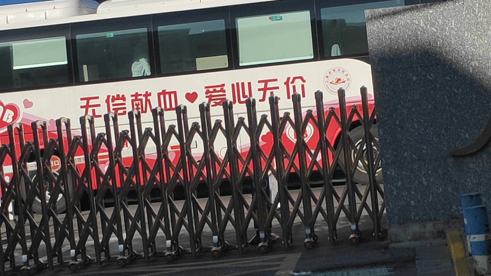 来了，好多人估计的排队

0 / 作者:酒肉和尚 / 