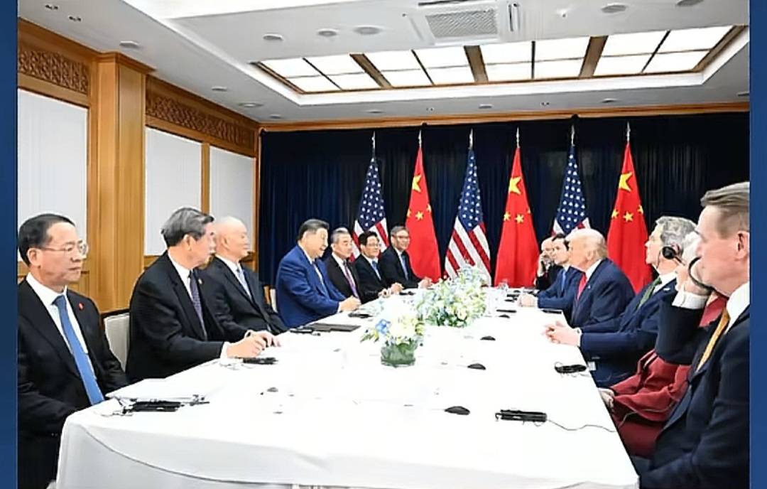 老哥们，买哪个股？

82 / 作者:挂壁崽 / 