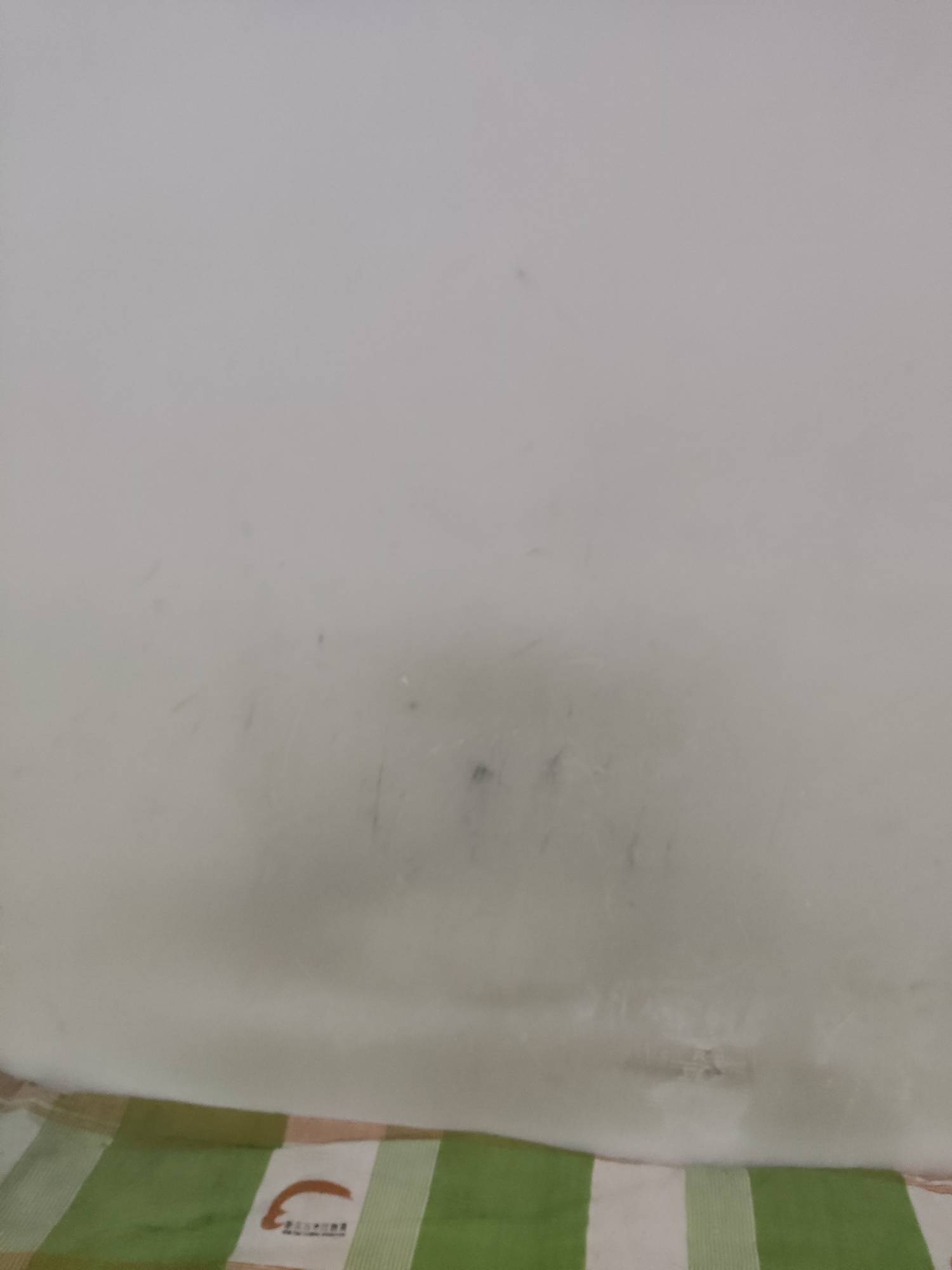 两三天洗一次澡墙都躺包浆了

49 / 作者:练习两年半. / 