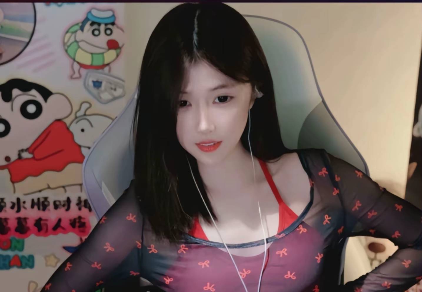 今晚才赚了30多点，睡觉，还以为能弄个50，啥都是低保，就光大证券8.8跟广东中行10还97 / 作者:yz爱你 / 