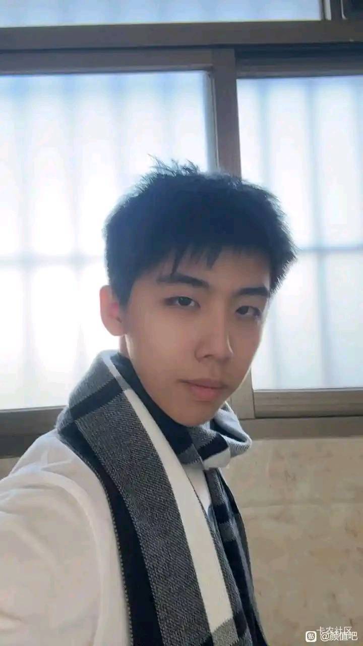 堂弟05年的下个星期结婚了，我00的还在躺平挂壁仔，找了借口忙不方便回去

64 / 作者:风中之神-聂风 / 