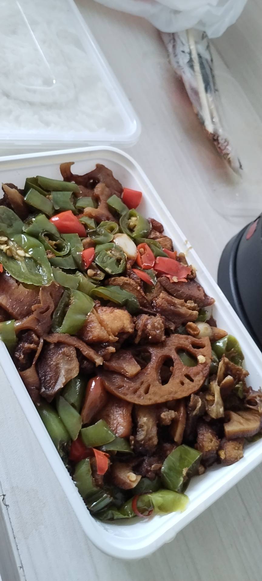 感觉薅羊毛，今天又收入100多

83 / 作者:东莞宵边大神 / 