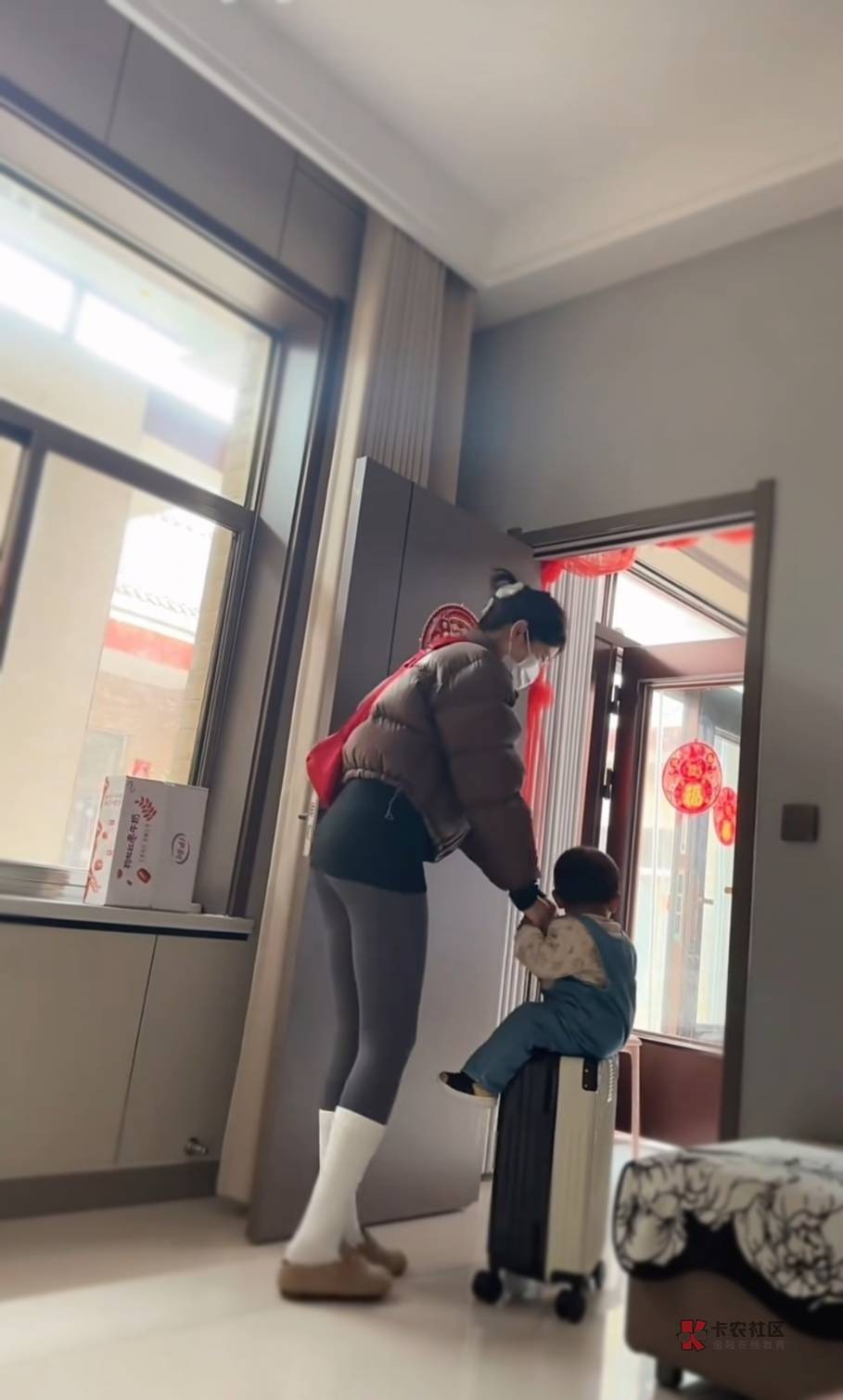 这些挂壁仔就喜欢p图人人500，为的不就是让你们高价接他的卡。人家等着这十几块吃饭呢71 / 作者:梦回大唐做王爷 / 